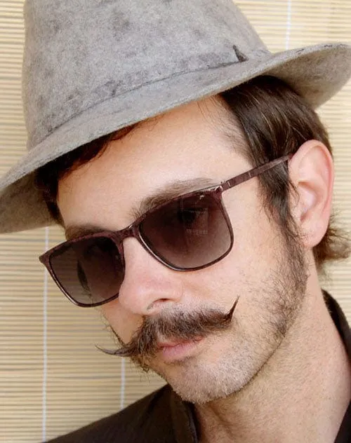 TOTO Brown sold by Giant Vintage product image thumbnail 3