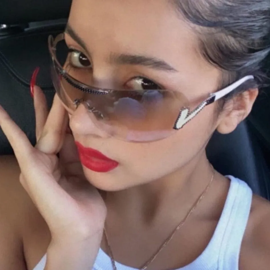 SANDY Amber sold by Giant Vintage product image thumbnail 2