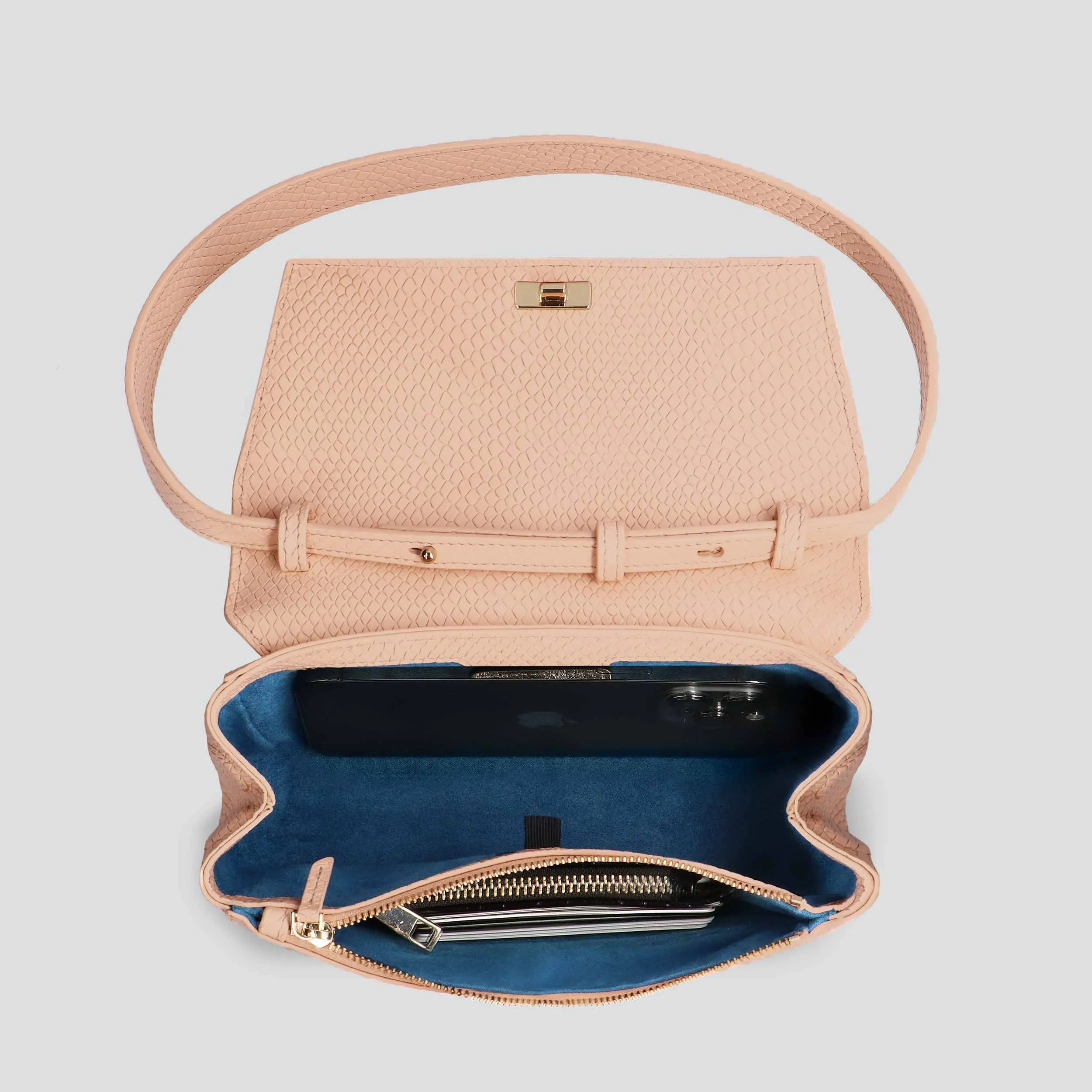 Ikon clutch - lizard peach sold by Kaai nv product image thumbnail 3