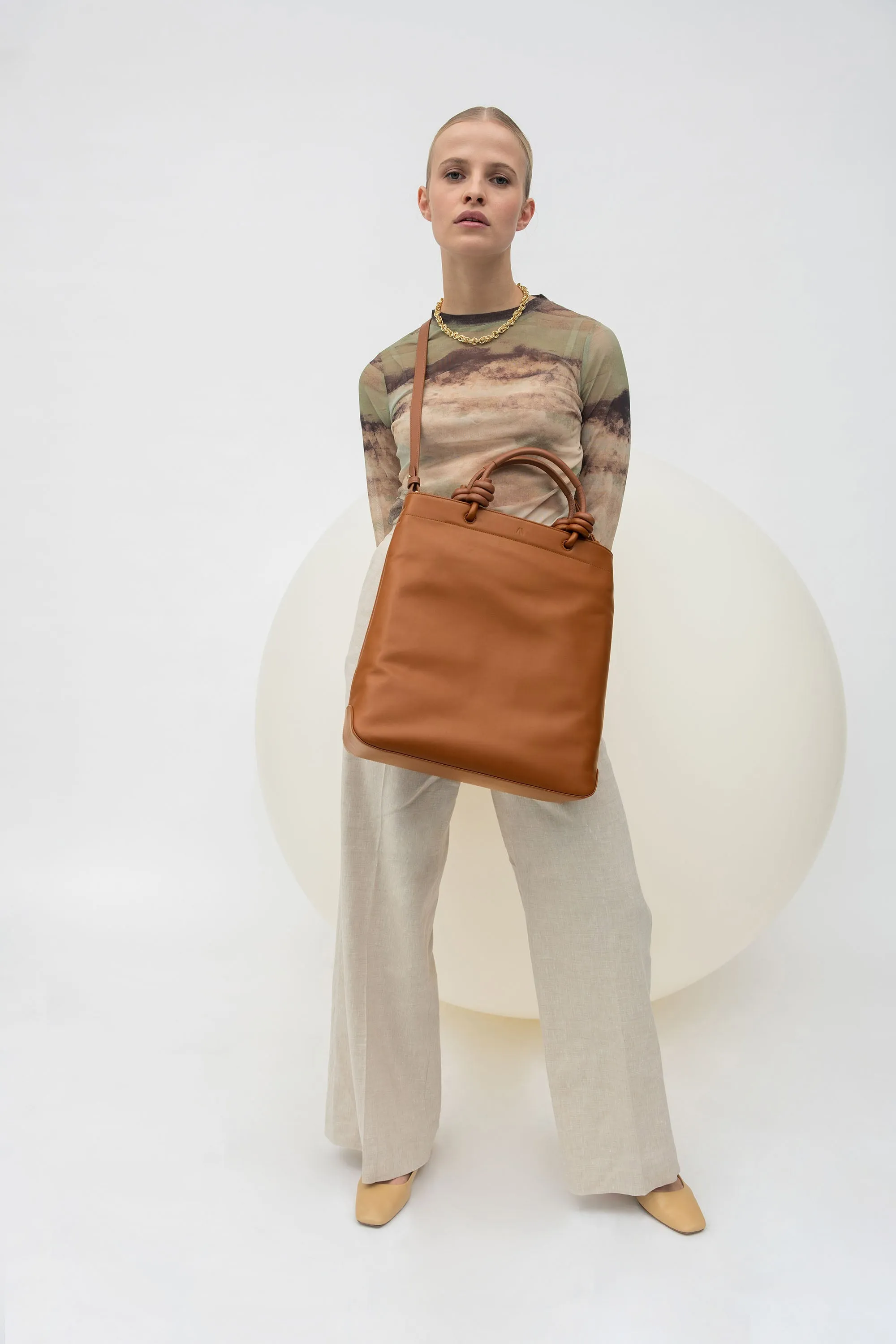 Loop - nappa cognac sold by Kaai nv product image thumbnail 5