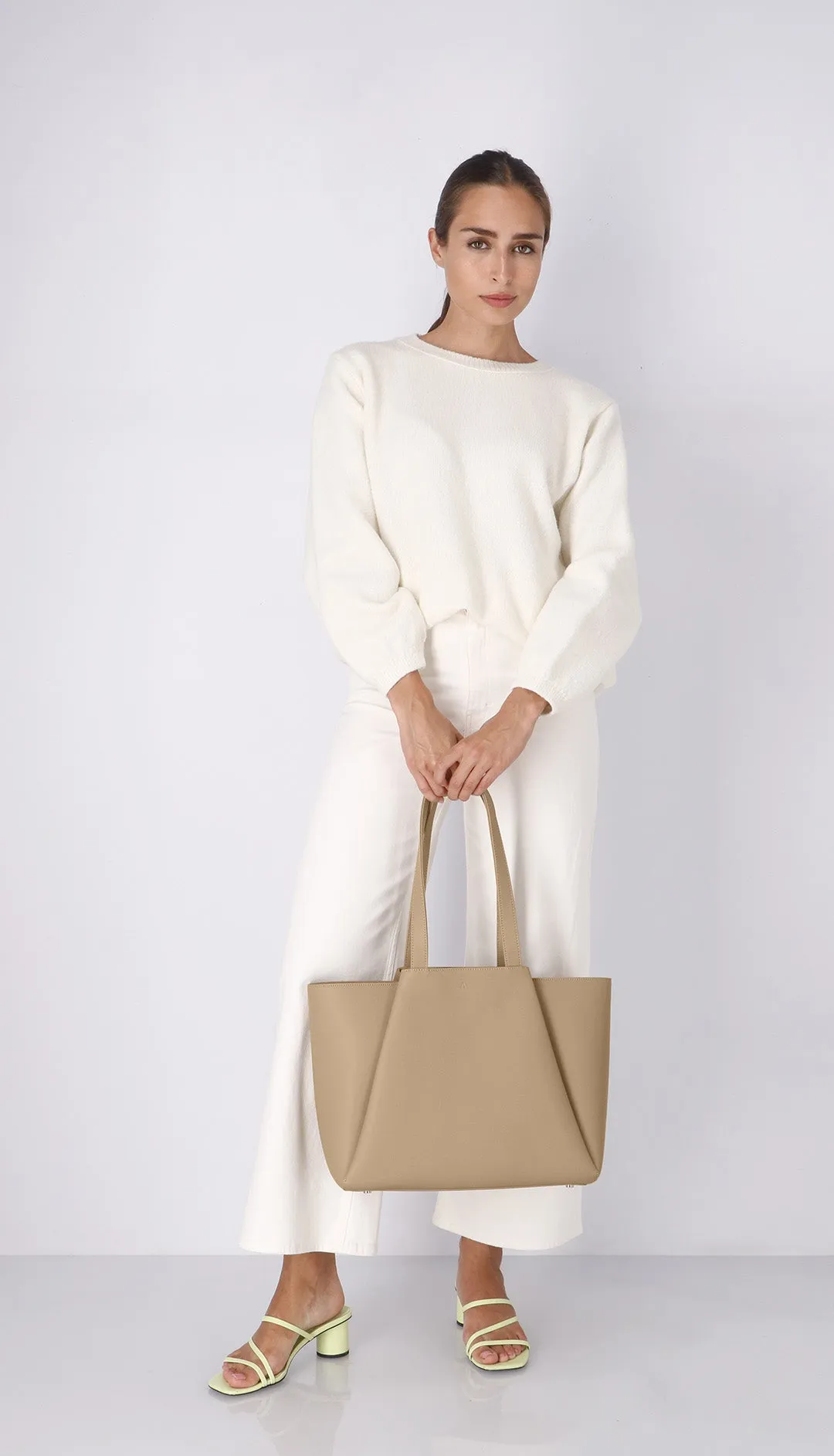 Midi Pyramid - summer taupe sold by Kaai nv product image thumbnail 3