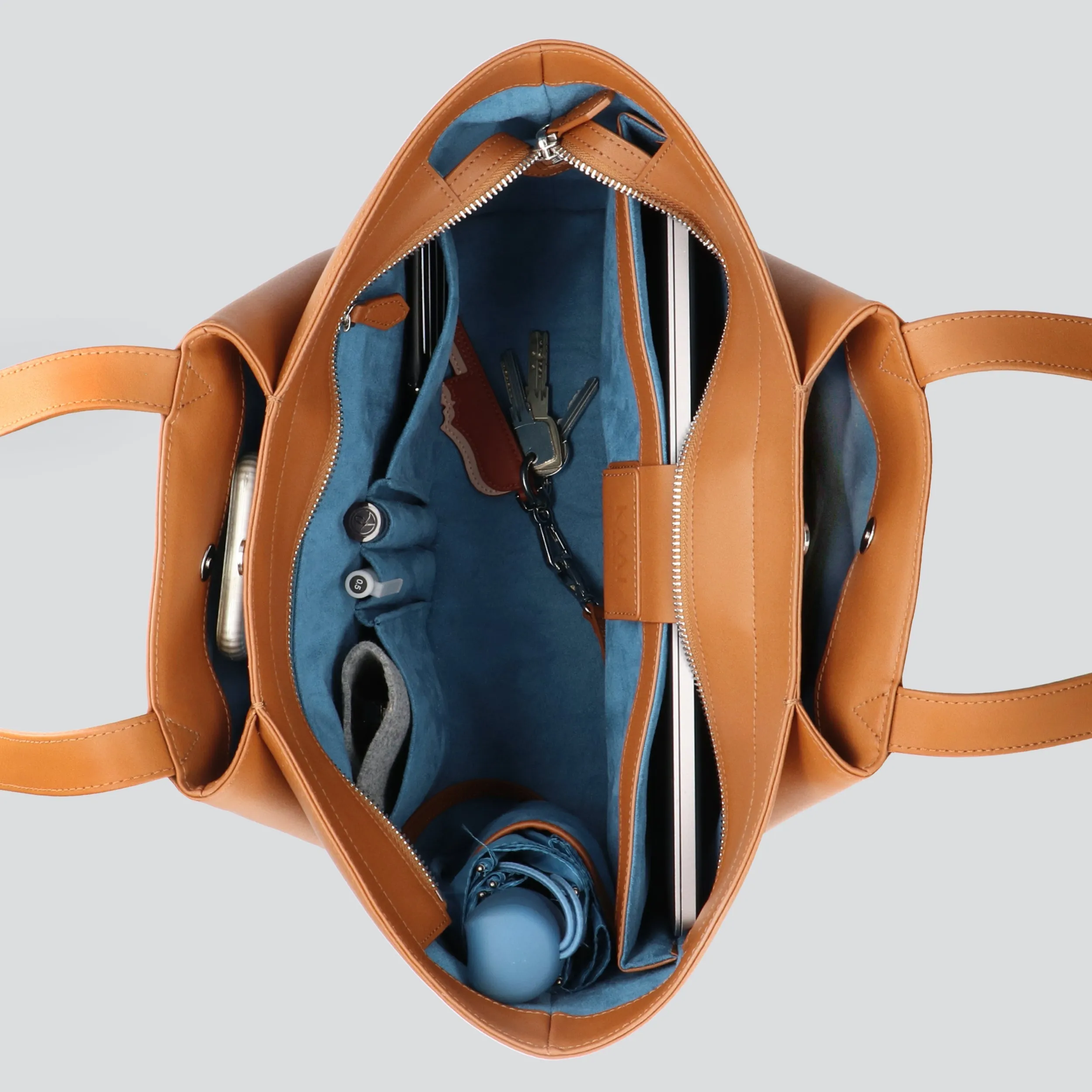 Midi Pyramid - cognac sold by Kaai nv product image thumbnail 2