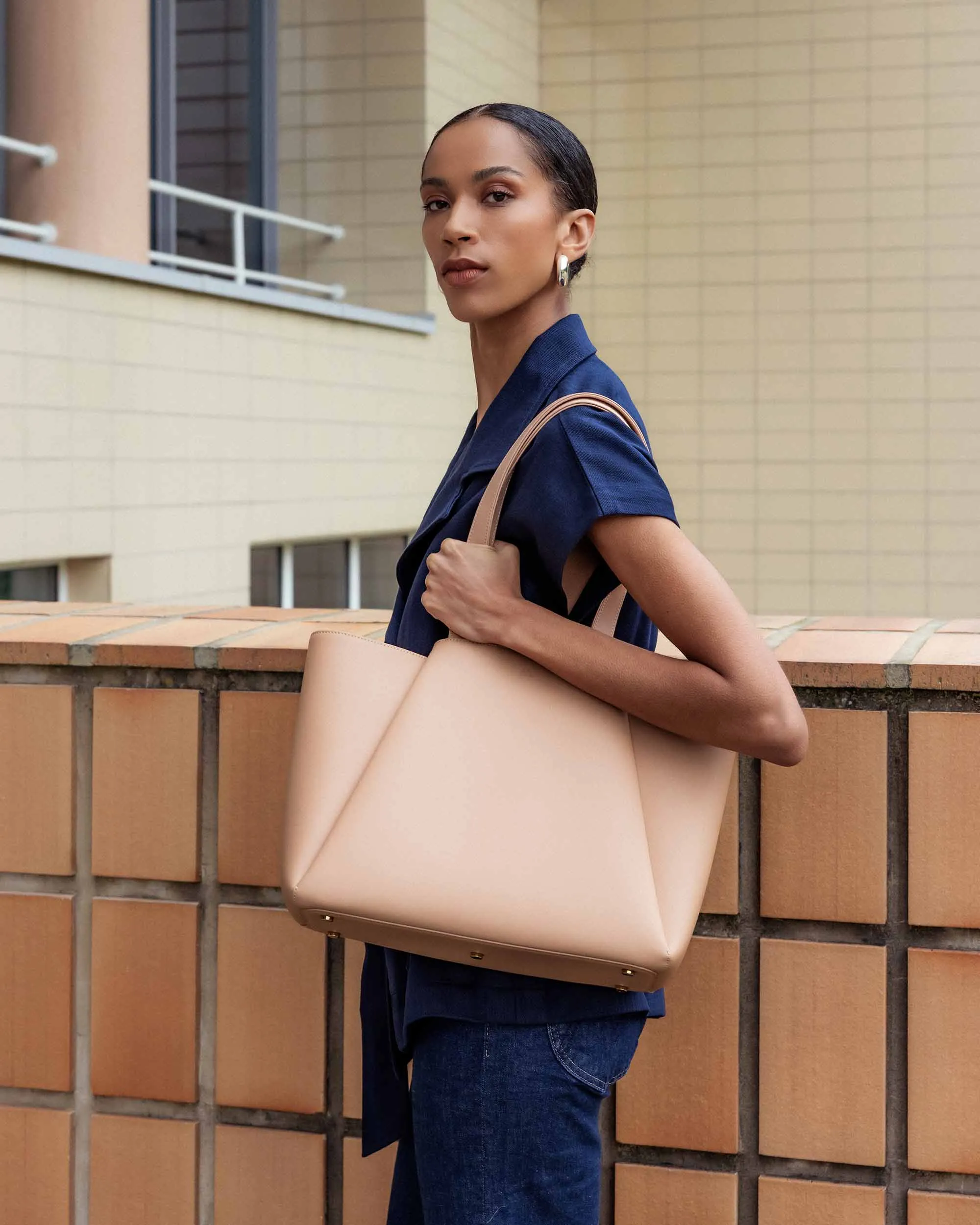 Midi Pyramid - macaron tan sold by Kaai nv product image thumbnail 3