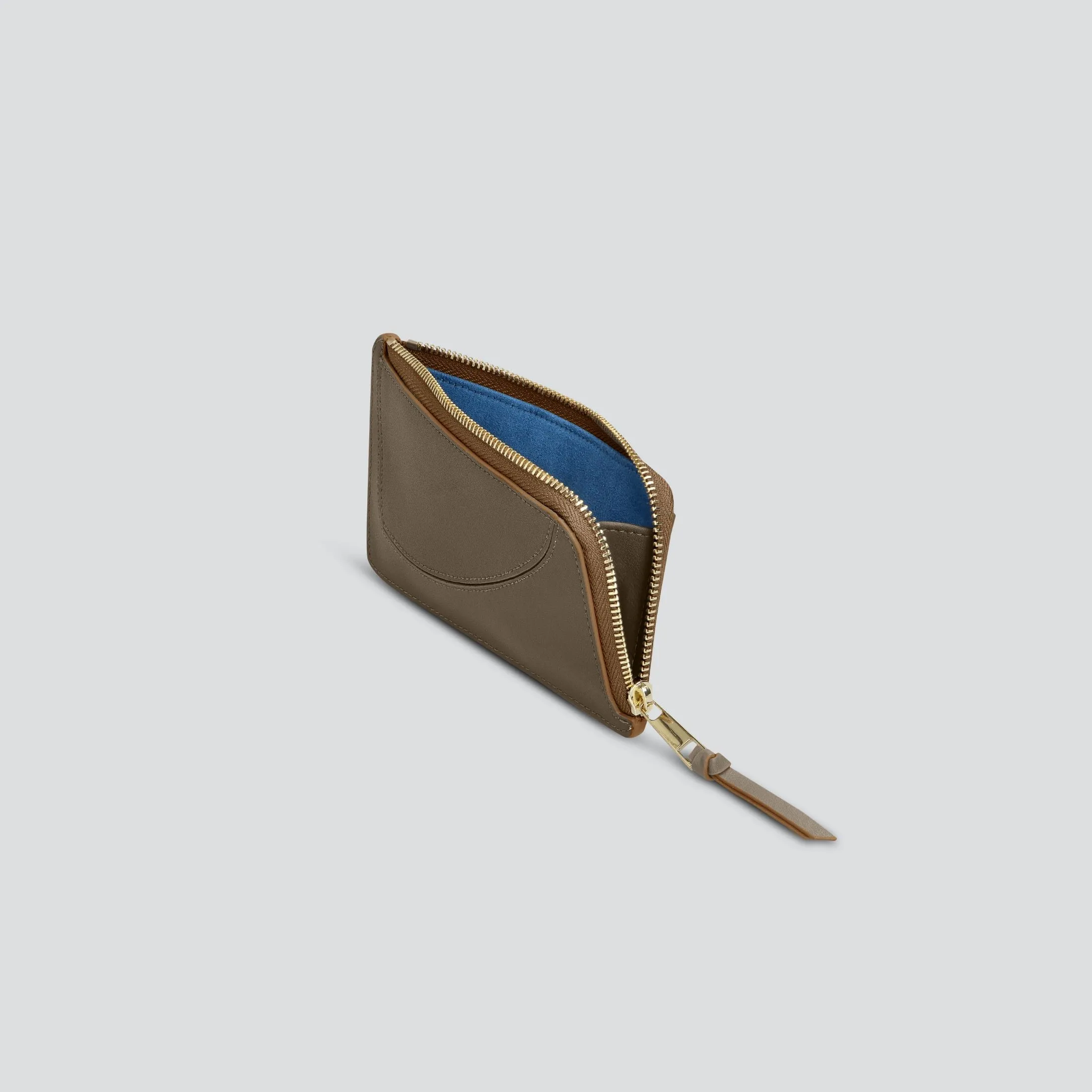 Rebel Cardholder - dark khaki sold by Kaai nv product image thumbnail 3