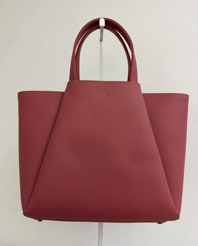 Mini Pyramid - winter pink - Minor Imperfection sold by Kaai nv