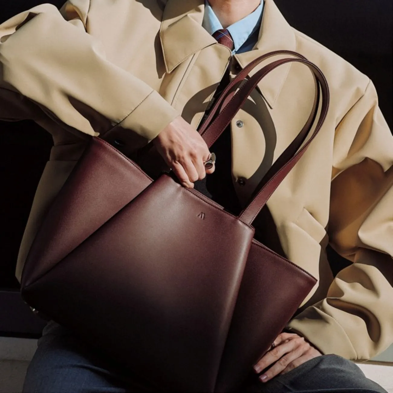 Midi Pyramid - dark burgundy sold by Kaai nv product image thumbnail 4