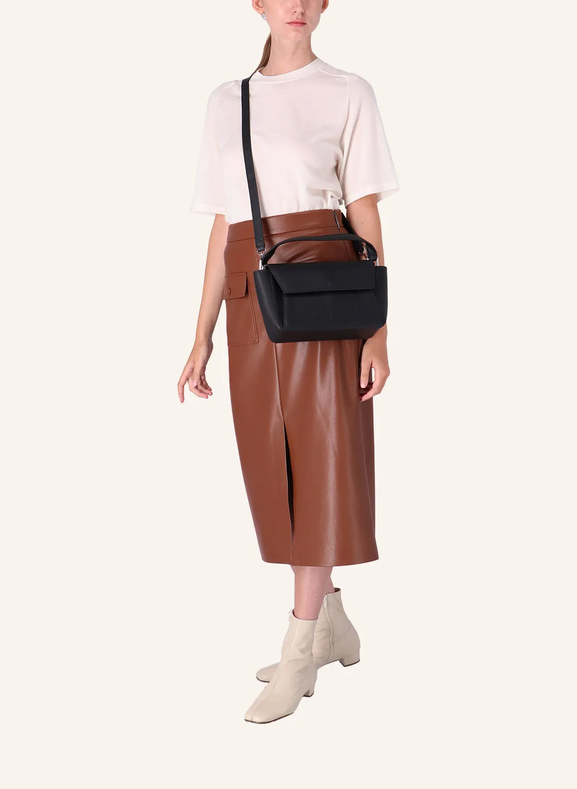 Ikon Shoulder Bag - mocha brown sold by Kaai nv product image thumbnail 4