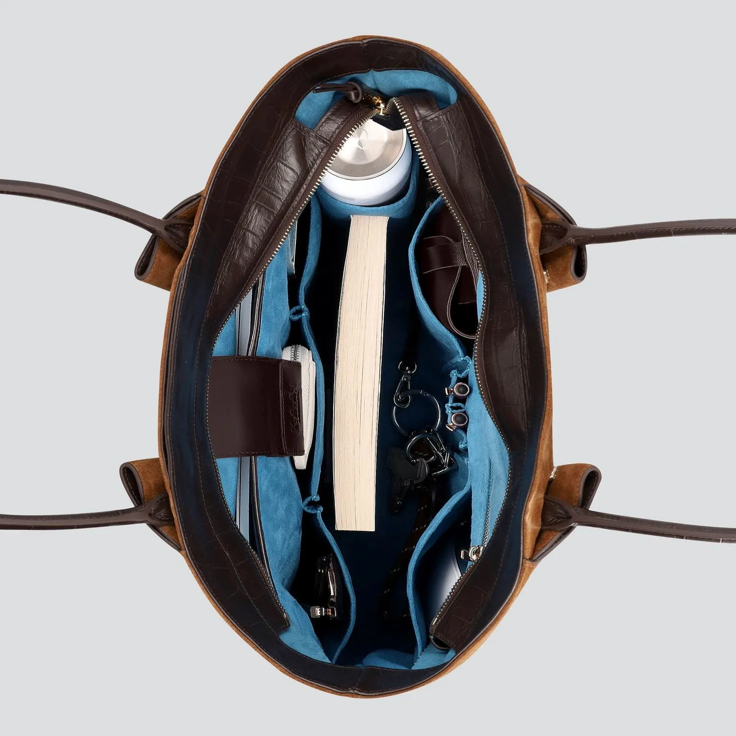 Horizon - suede cognac sold by Kaai nv product image thumbnail 2
