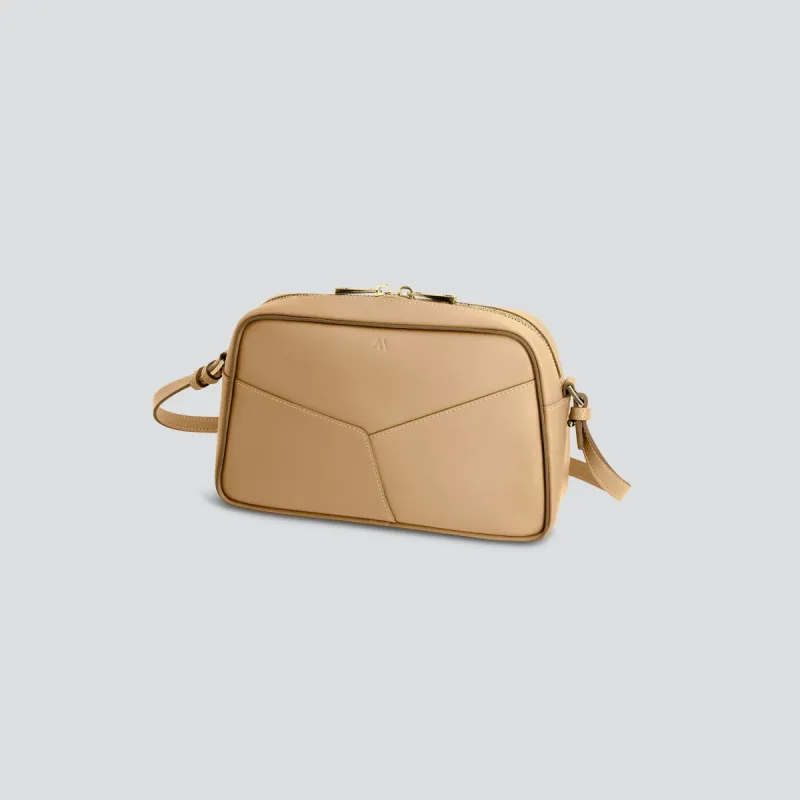 Mini Bowler - nomad camel sold by Kaai nv