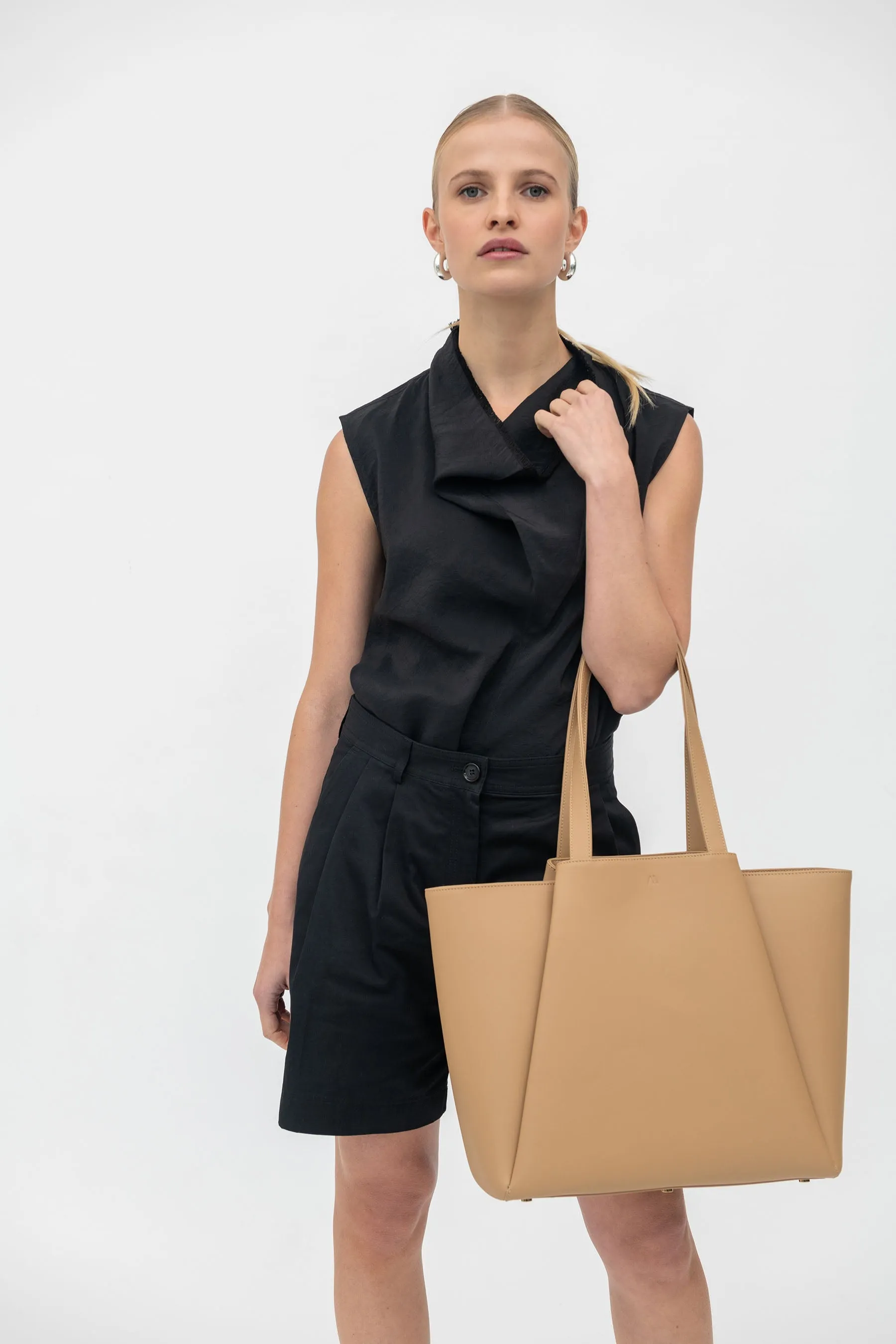 Pyramid - nomad camel sold by Kaai nv product image thumbnail 3