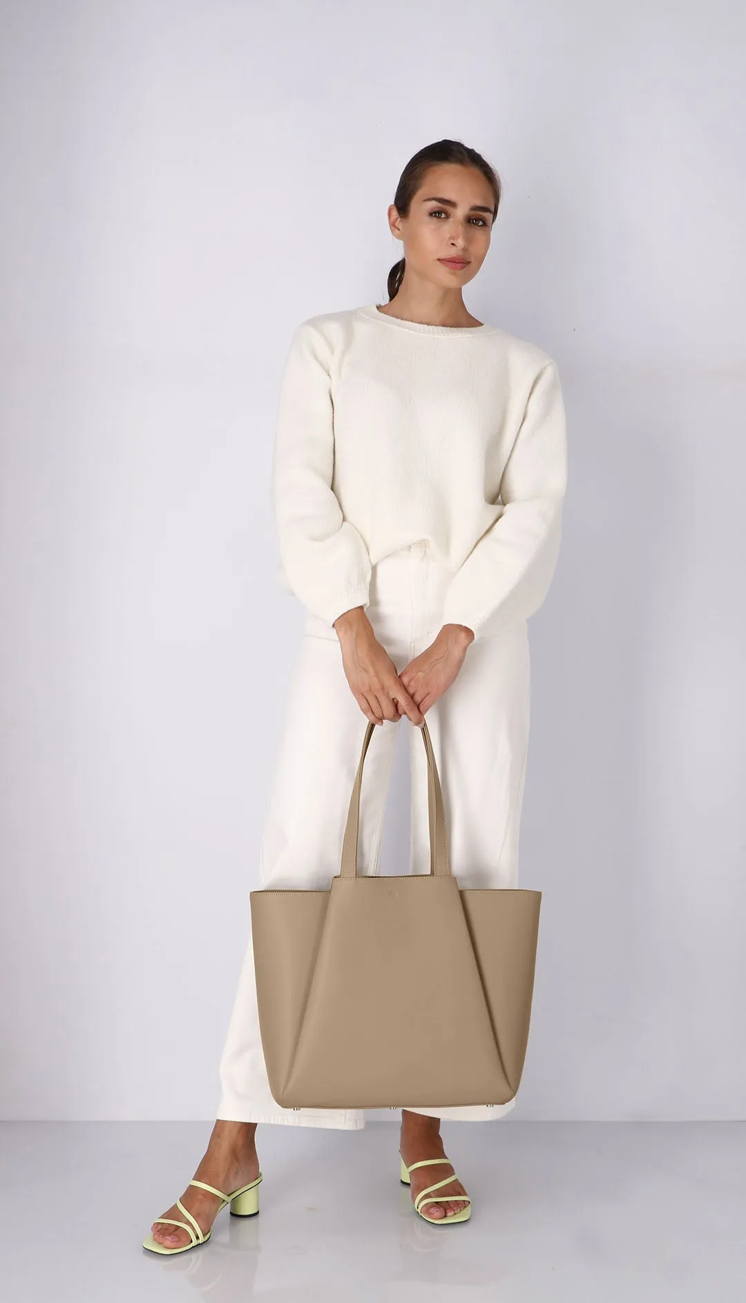 Pyramid - summer taupe sold by Kaai nv product image thumbnail 3