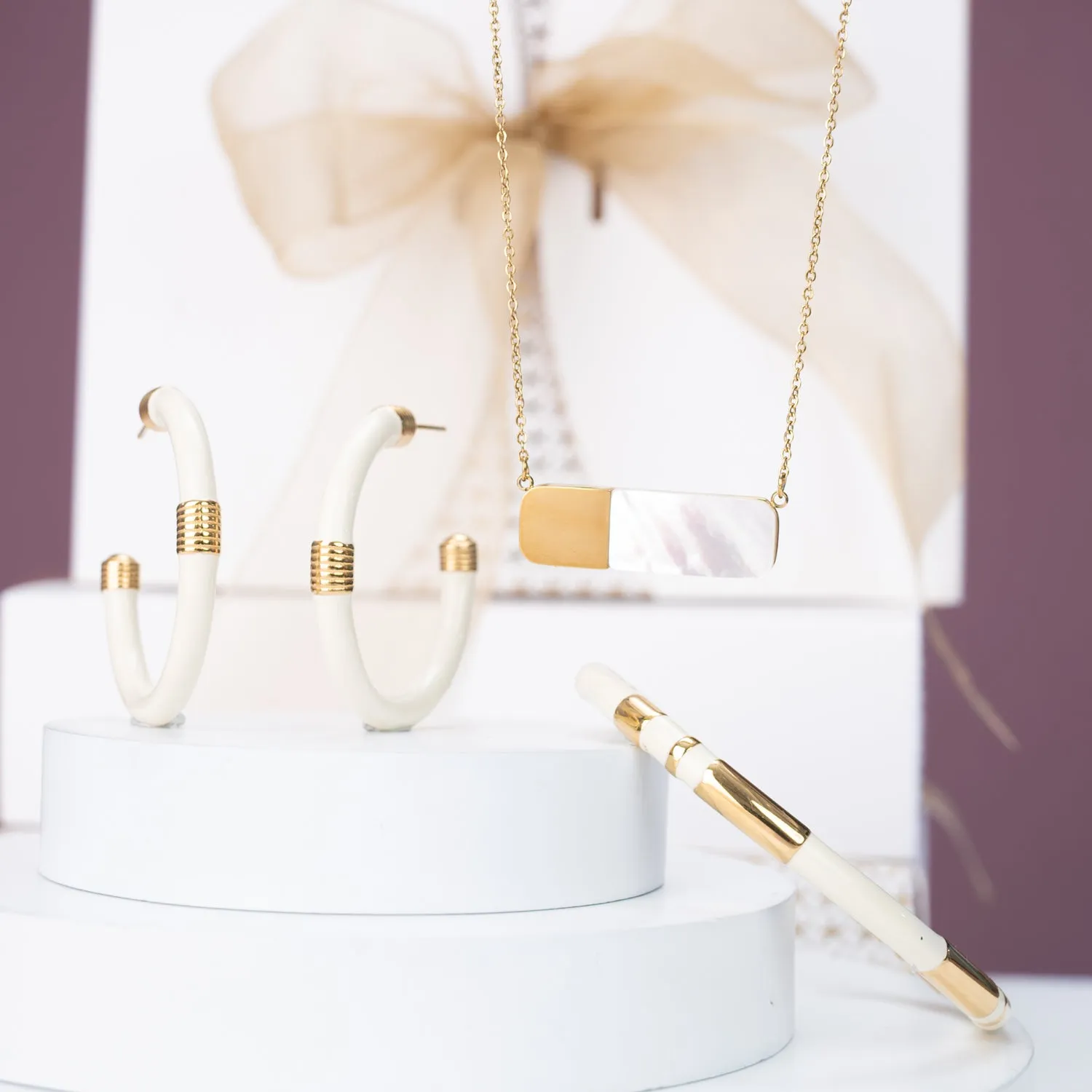 Radiate Hope Gift Set in Ivory sold by Starfish Project