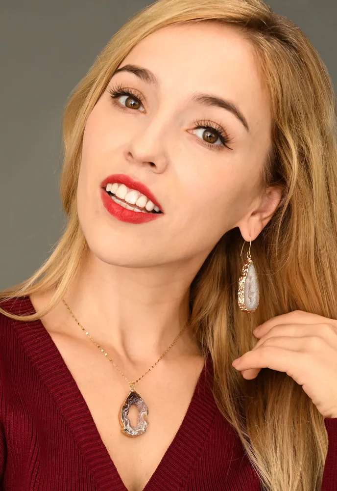 Natural Beauty Agate and Gold Necklace sold by Starfish Project product image thumbnail 2