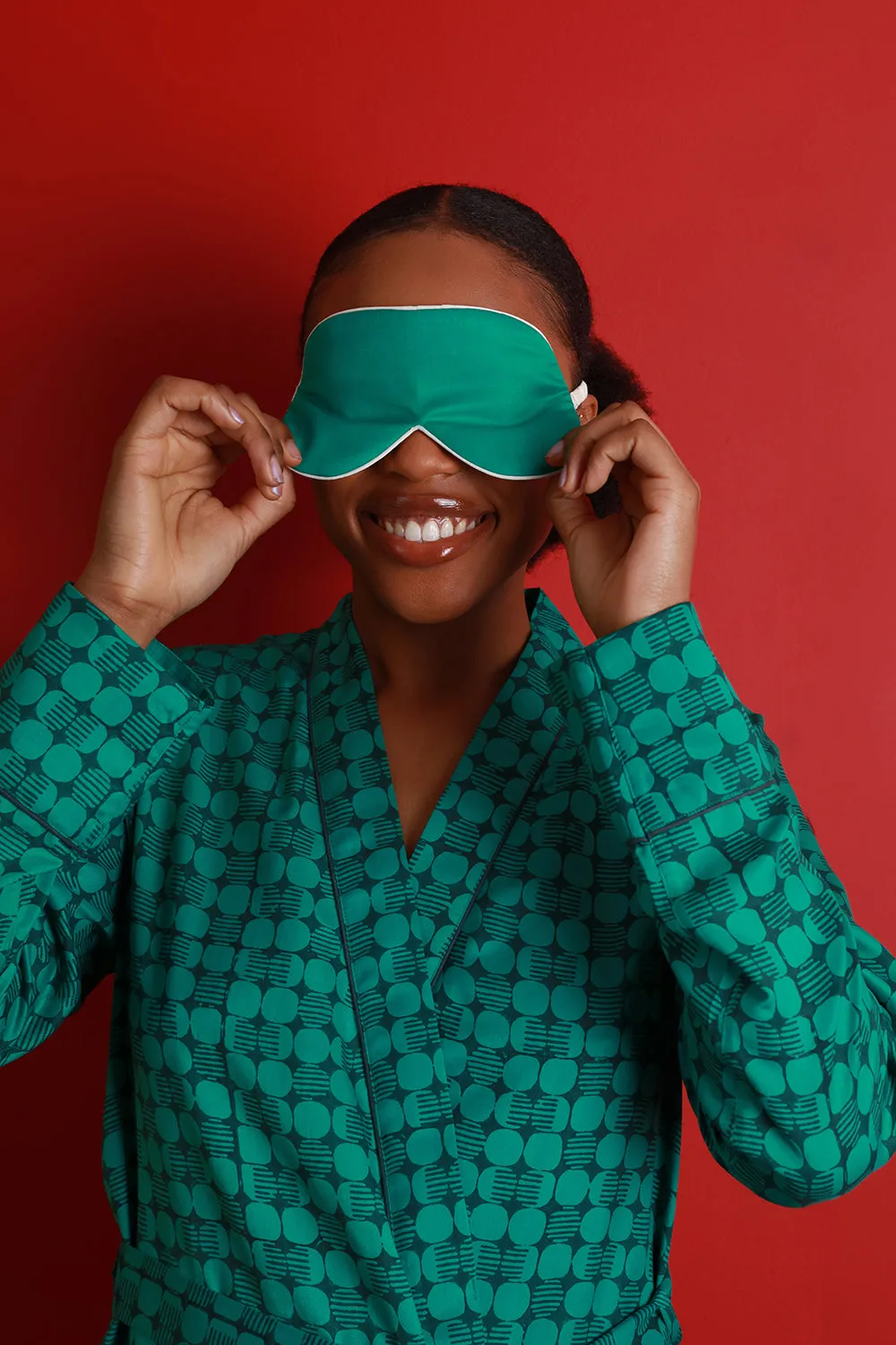 Mulberry Silk Eye Mask - Emerald Green sold by The Ethical Silk Company product image thumbnail 2
