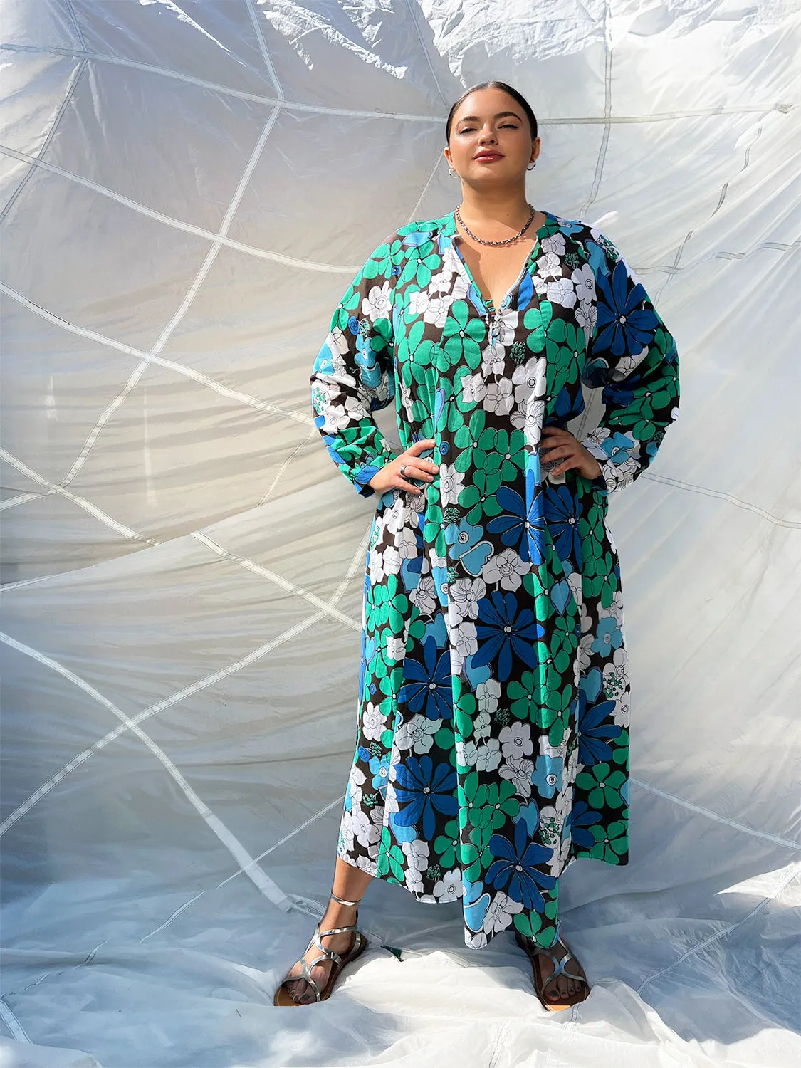 Denni Weekend Dress- 60's Floral sold by Baacal product image thumbnail 3