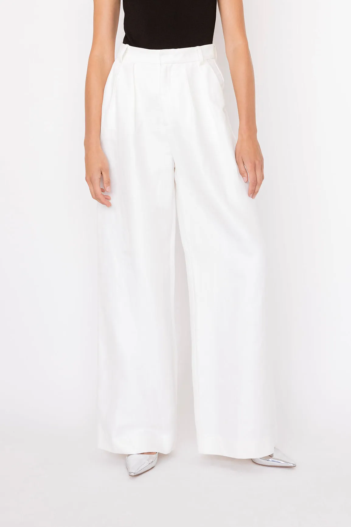 Dylan Pant - White sold by Christy Lynn