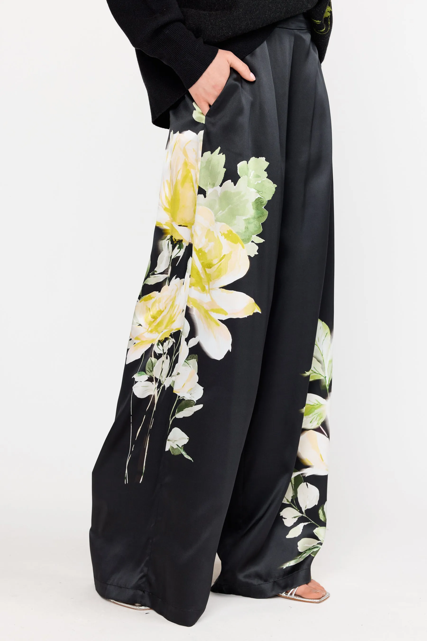 Marta Pant - Onyx Rose sold by Christy Lynn product image thumbnail 3