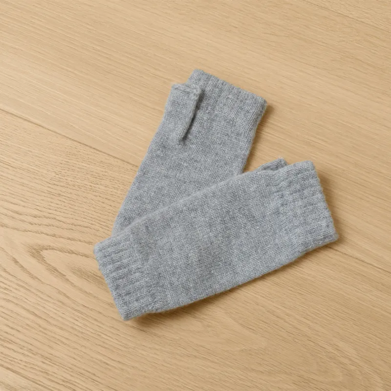 Light Grey Cashmere Wrist Warmer sold by EF Collection