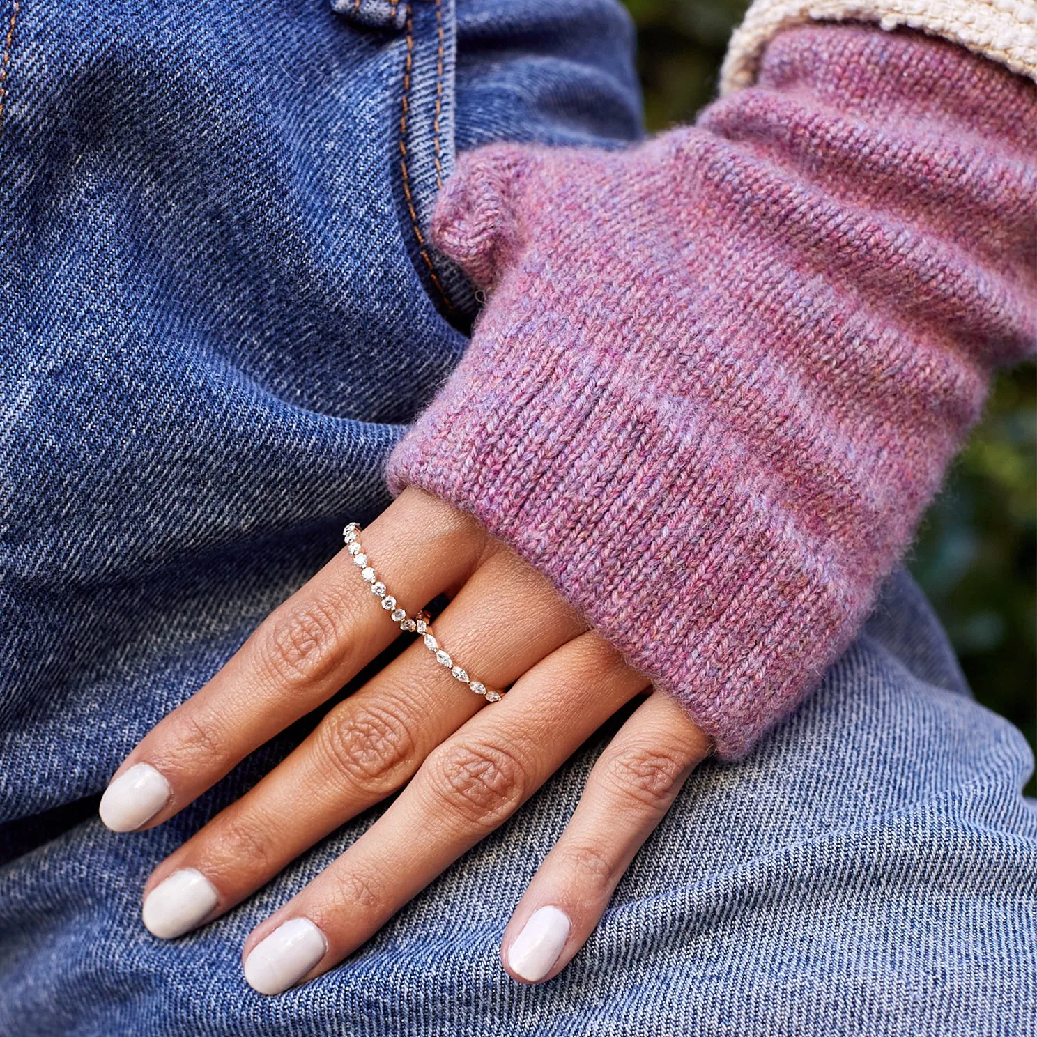 Mauve Cashmere Wrist Warmer sold by EF Collection product image thumbnail 2