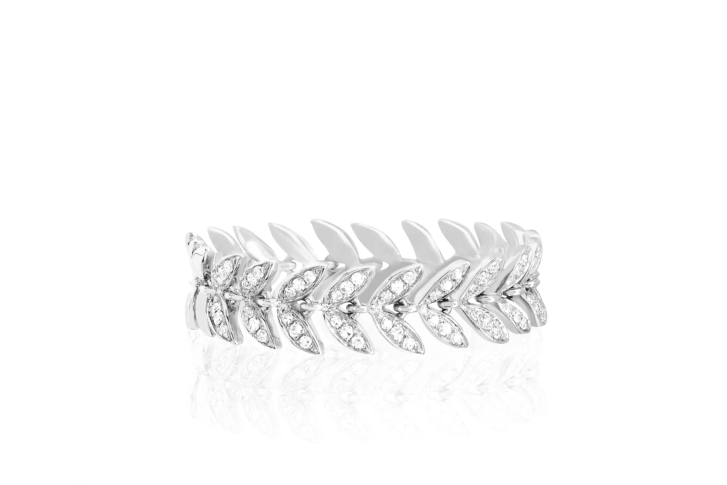 Diamond Leaf Ring sold by EF Collection product image thumbnail 4