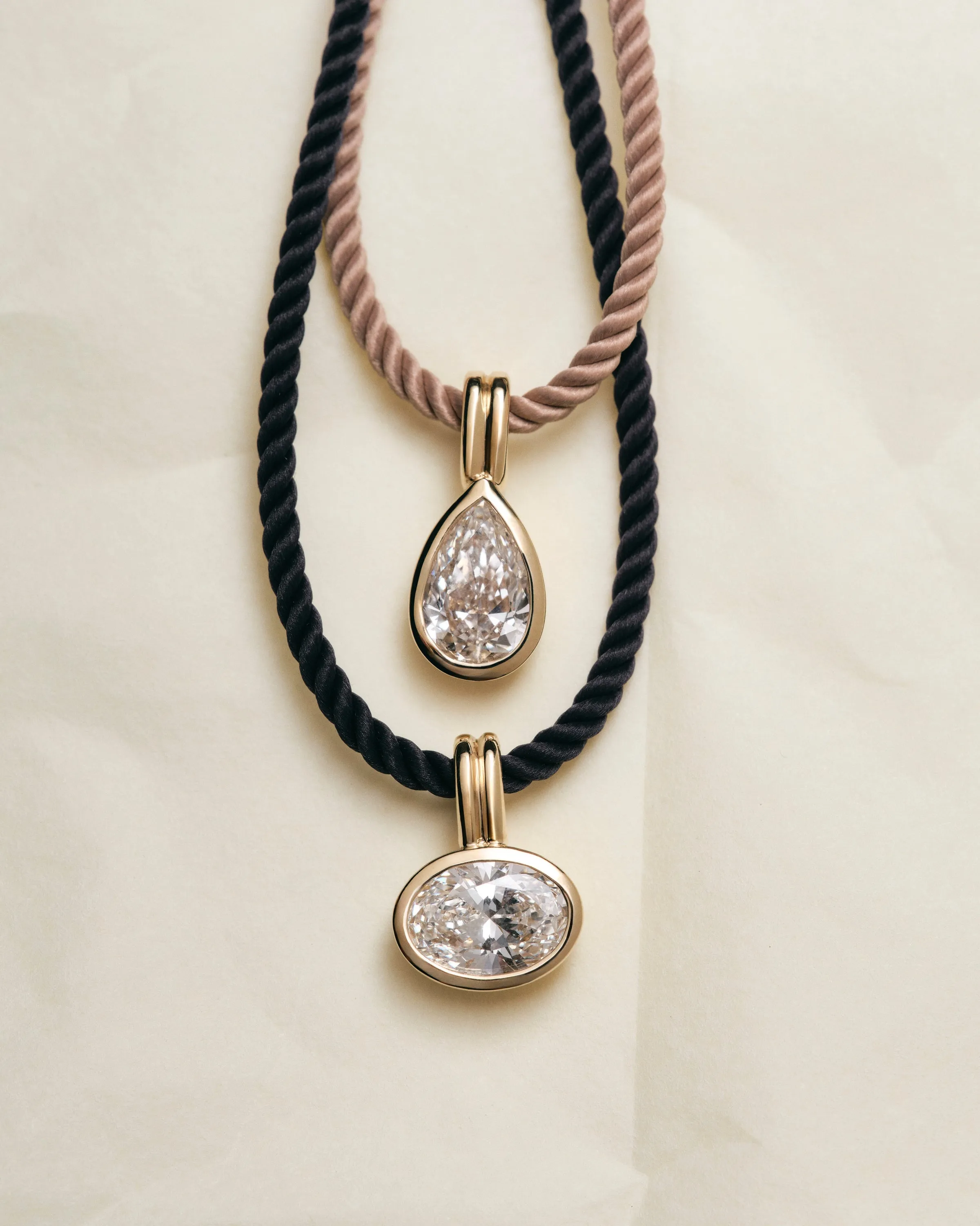 Bezel Set Oval Diamond Twisted Cord Necklace In Midnight sold by EF Collection product image thumbnail 2