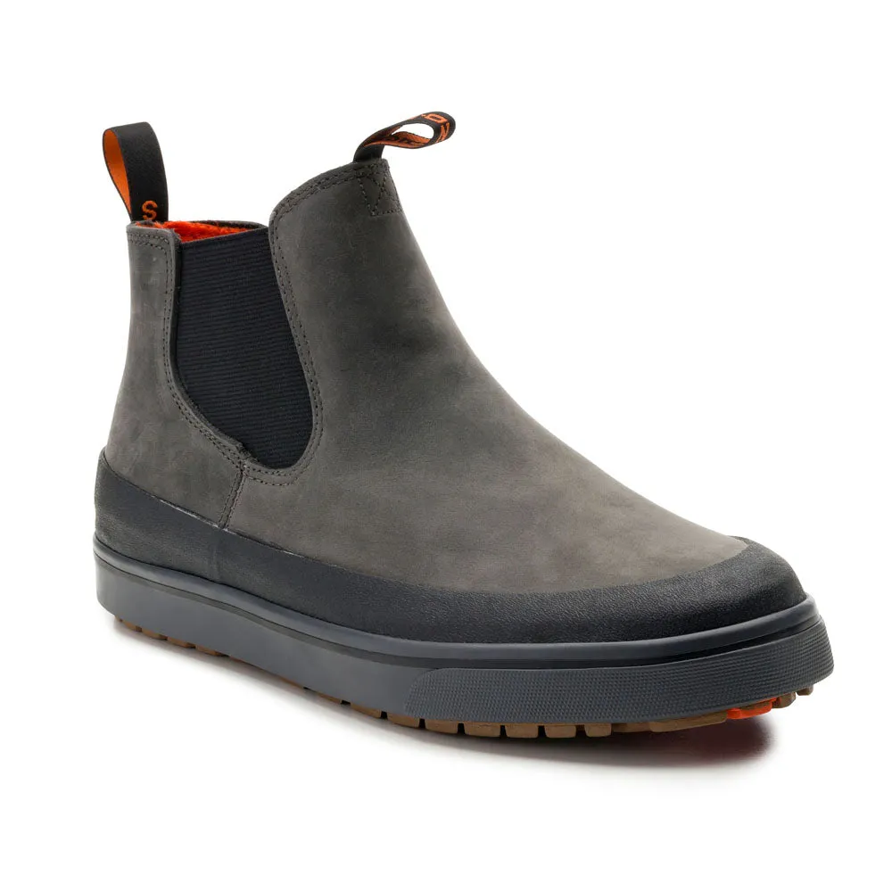 Freeboard Leather Chukka sold by Grundéns