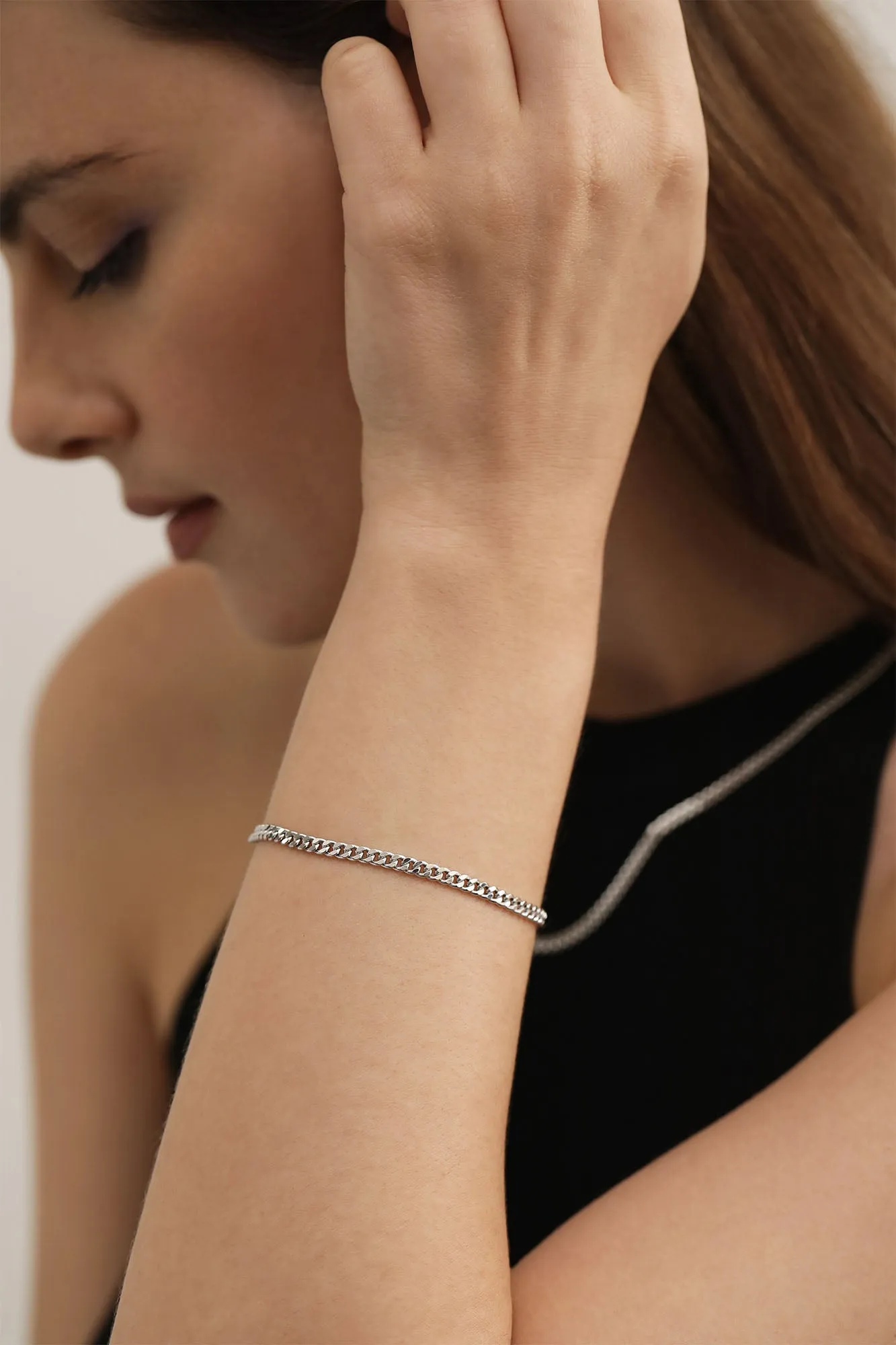 Omega Chain Bracelet / 18K Solid White Gold sold by Nyrelle Jewelry product image thumbnail 4