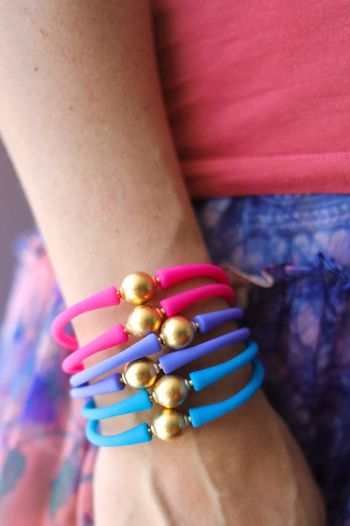 Bali 24K Gold Plated Ball Bead Silicone Bracelet in Neon Pink - FINAL SALE sold by Canvas Style product image thumbnail 3