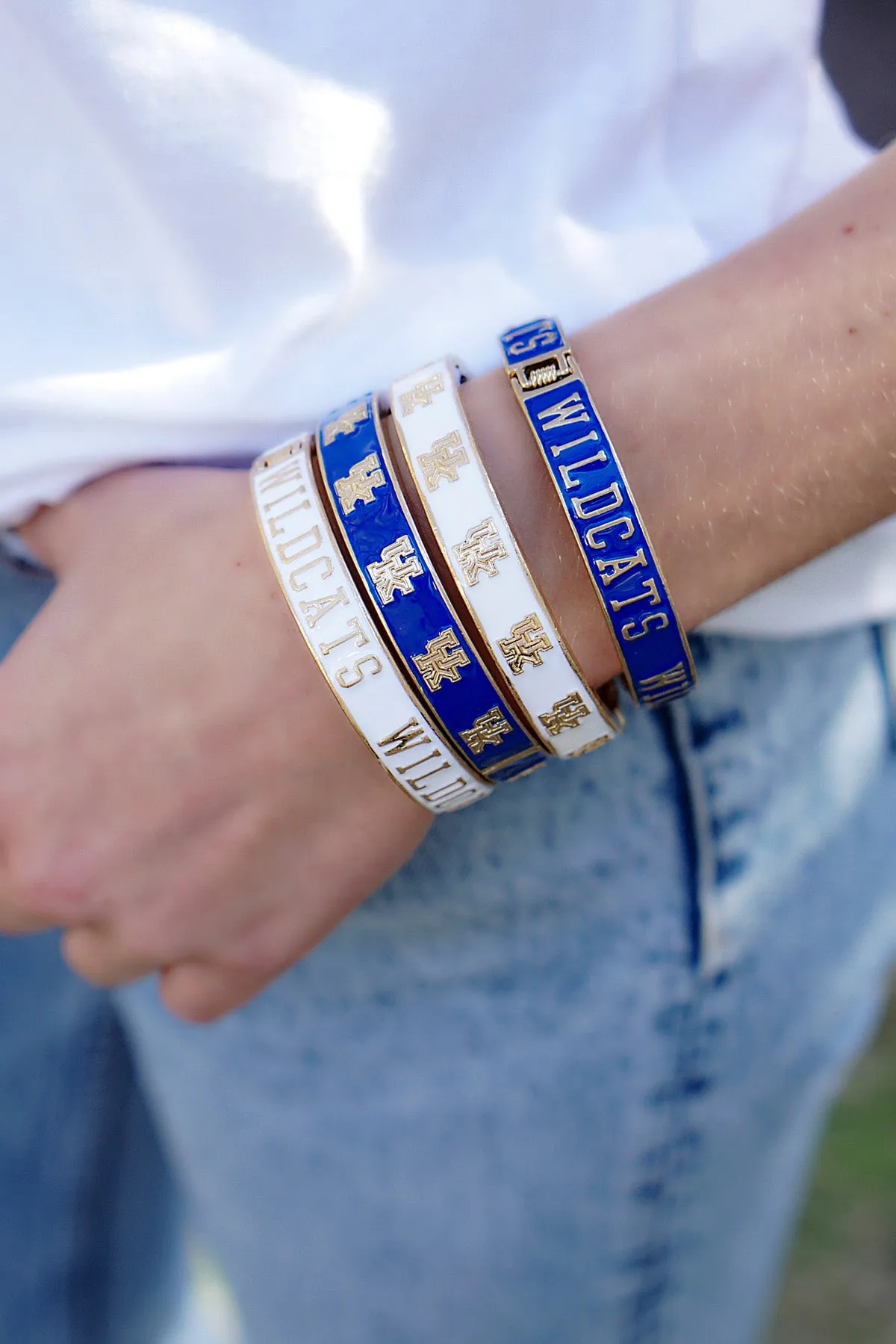 Kentucky Wildcats Enamel Logo Hinge Bangle sold by Canvas Style product image thumbnail 2