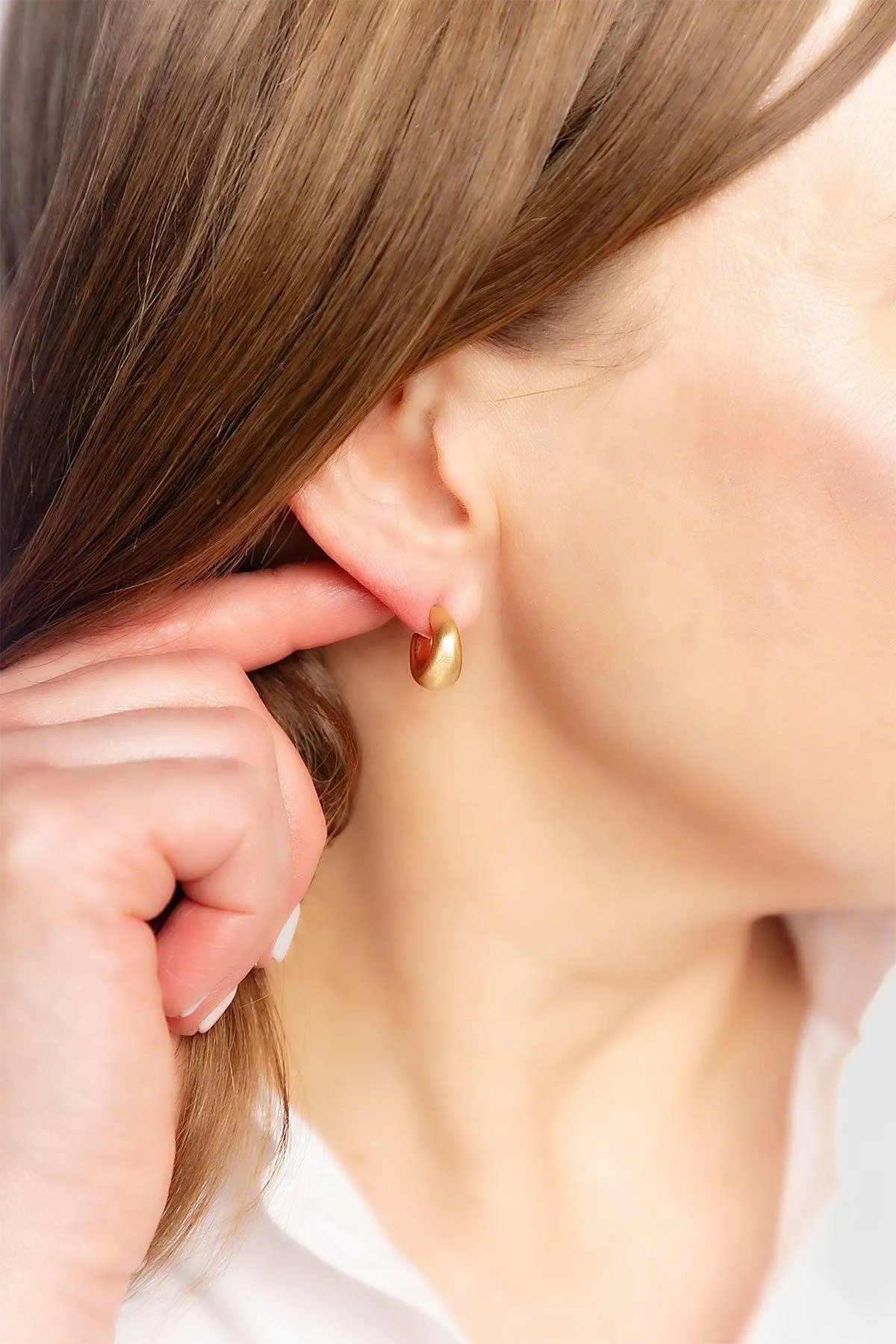 Alison Hoop Earrings in Satin Gold sold by Canvas Style product image thumbnail 2