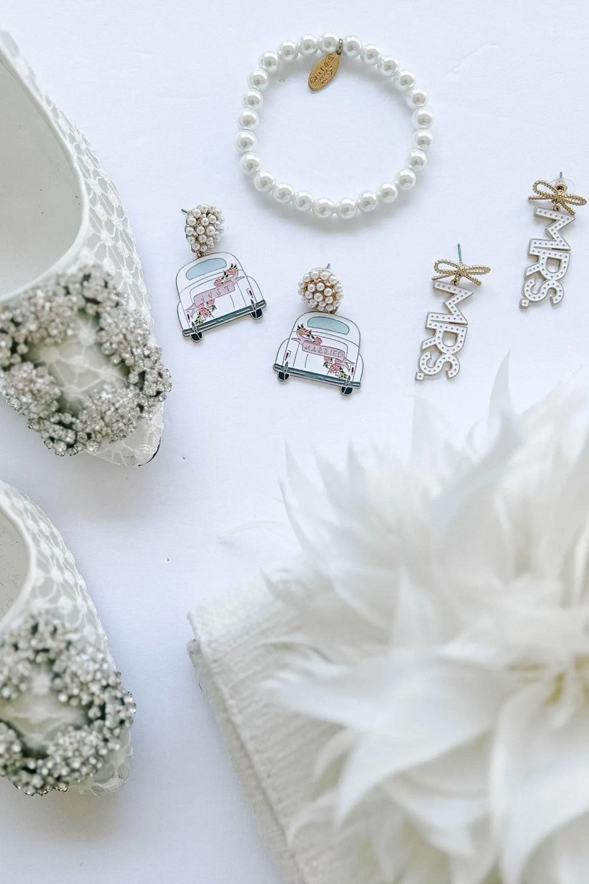 Chloe Beaded Pearl Stretch Bracelet in Ivory sold by Canvas Style product image thumbnail 4