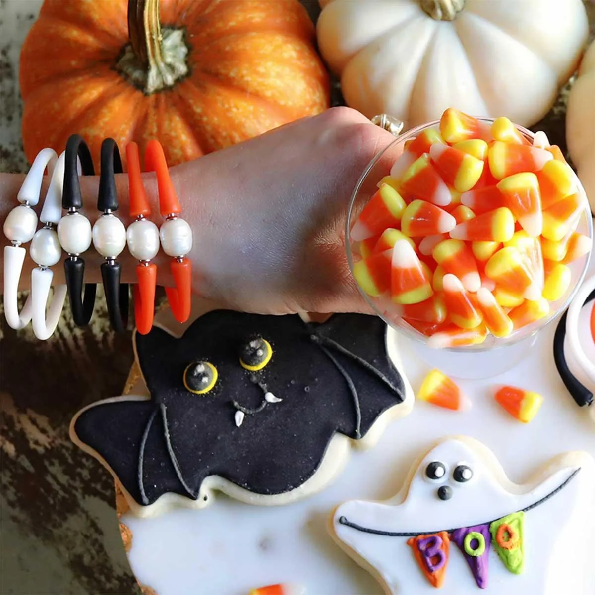 Bali Freshwater Pearl Silicone Bracelet in Black sold by Canvas Style product image thumbnail 3