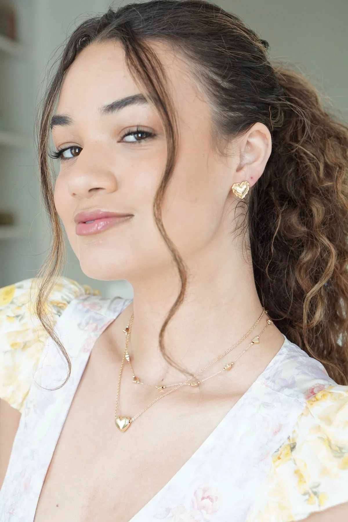 Leandra Delicate Heart Chain Necklace in Shiny Gold sold by Canvas Style product image thumbnail 2