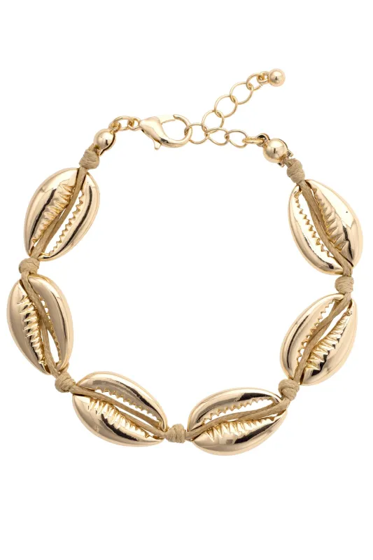Shell Chain Bracelet in Shiny Gold made by Canvas Style