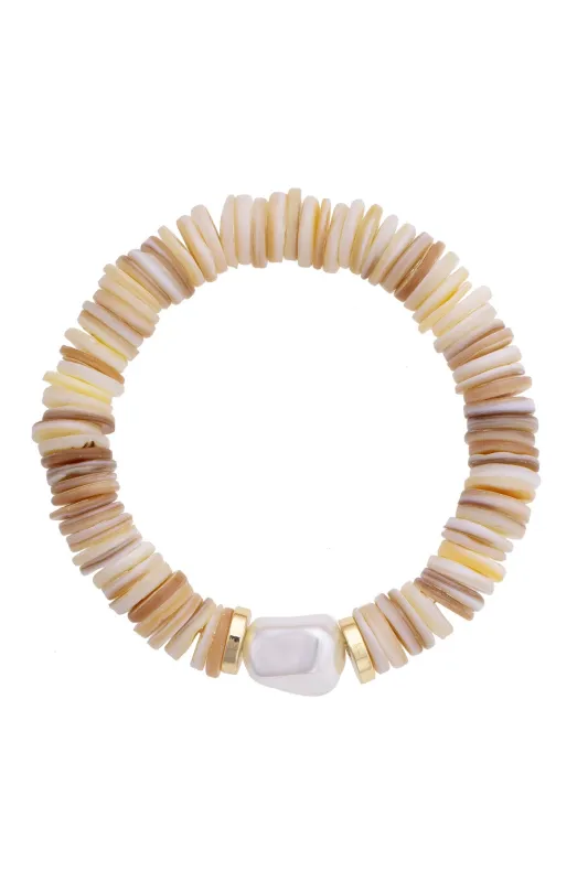 Leandra Pearl Shell Stretch Bracelet in Natural made by Canvas Style