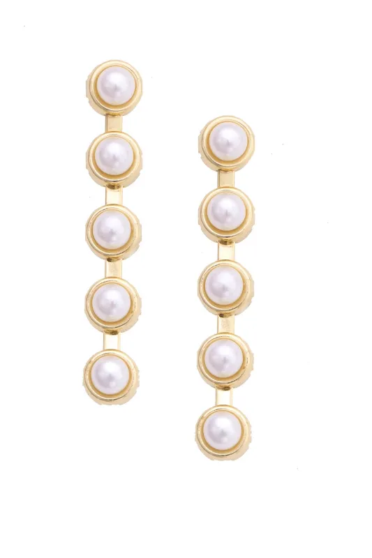 Ivy Pearl Linked Earrings in Ivory made by Canvas Style