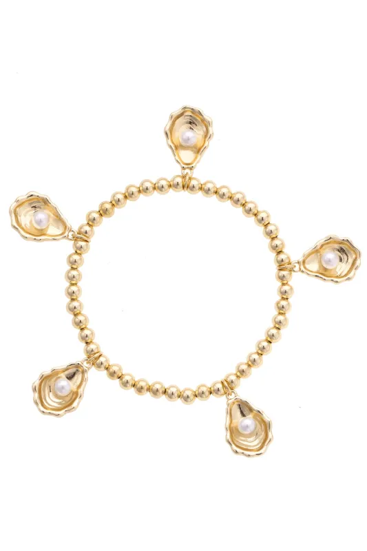 Oyster & Pearl Stretch Bracelet in Shiny Gold made by Canvas Style