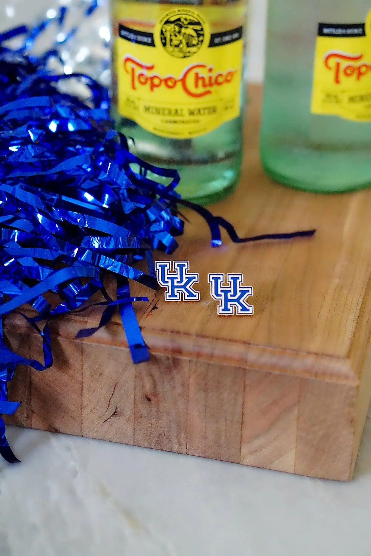 Kentucky Wildcats Enamel Stud Earrings sold by Canvas Style product image thumbnail 3