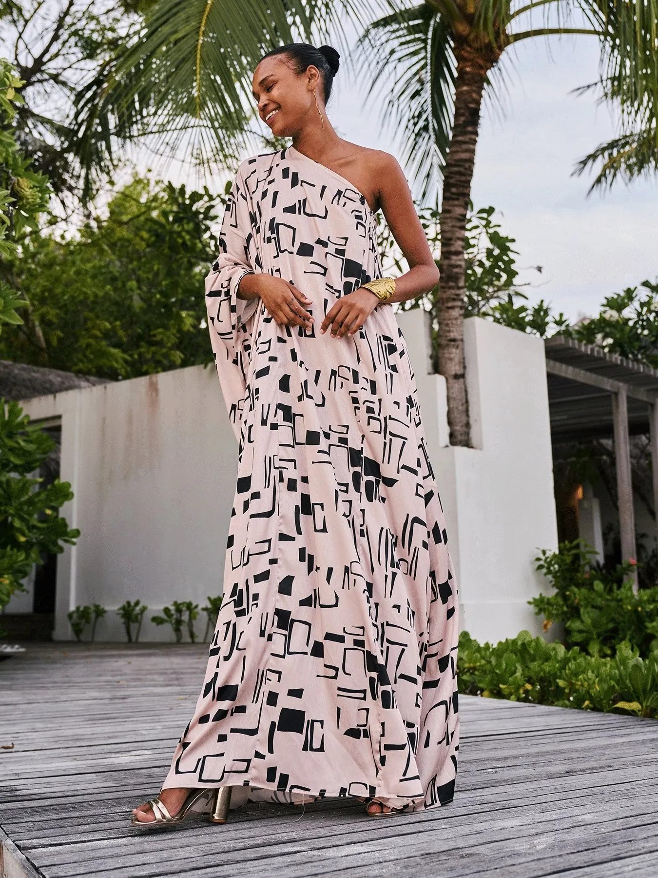 Satu Dress - Tukki Noir sold by Diarrablu product image thumbnail 4