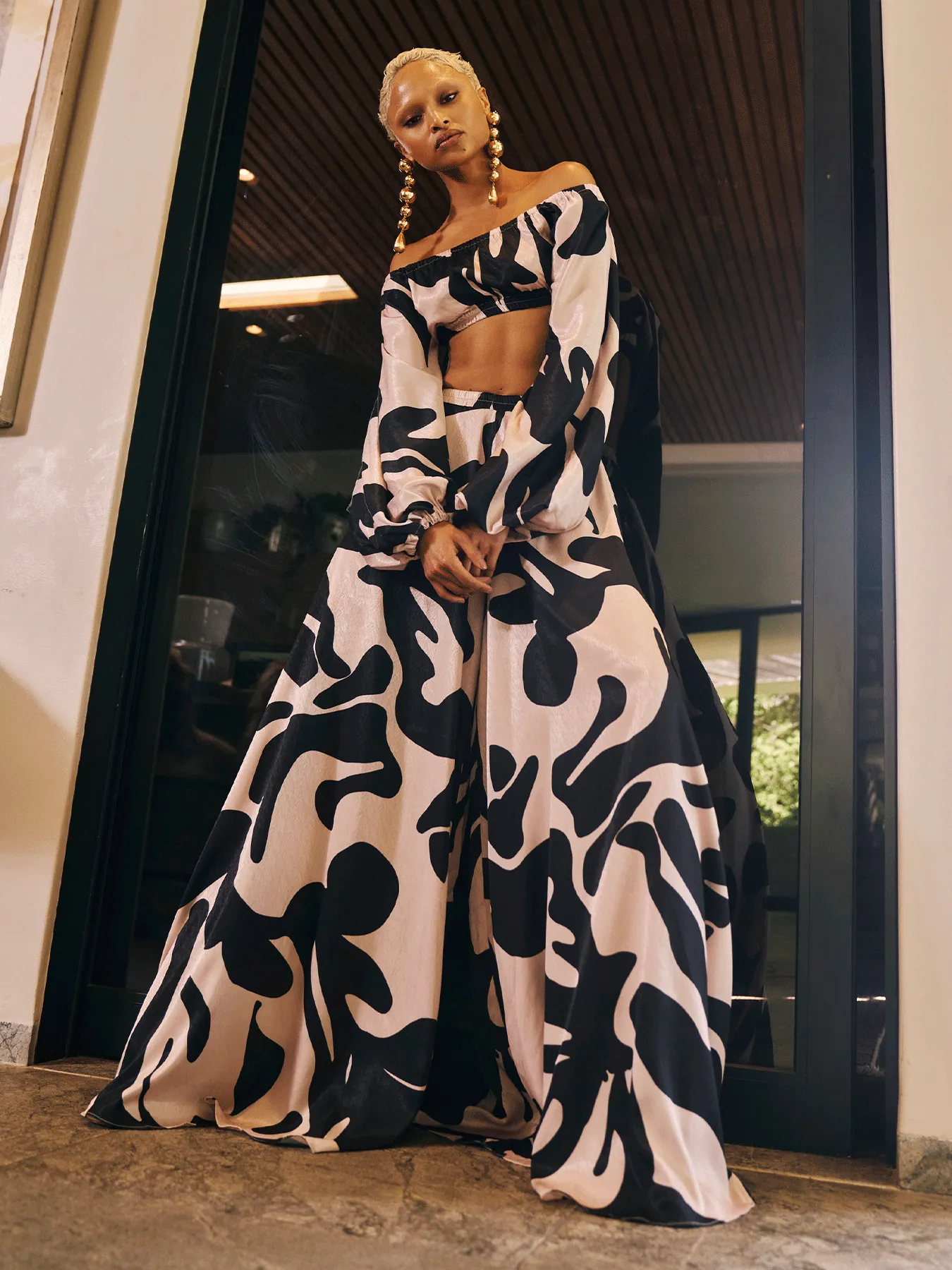 Jant Pants - Alia Noir sold by Diarrablu