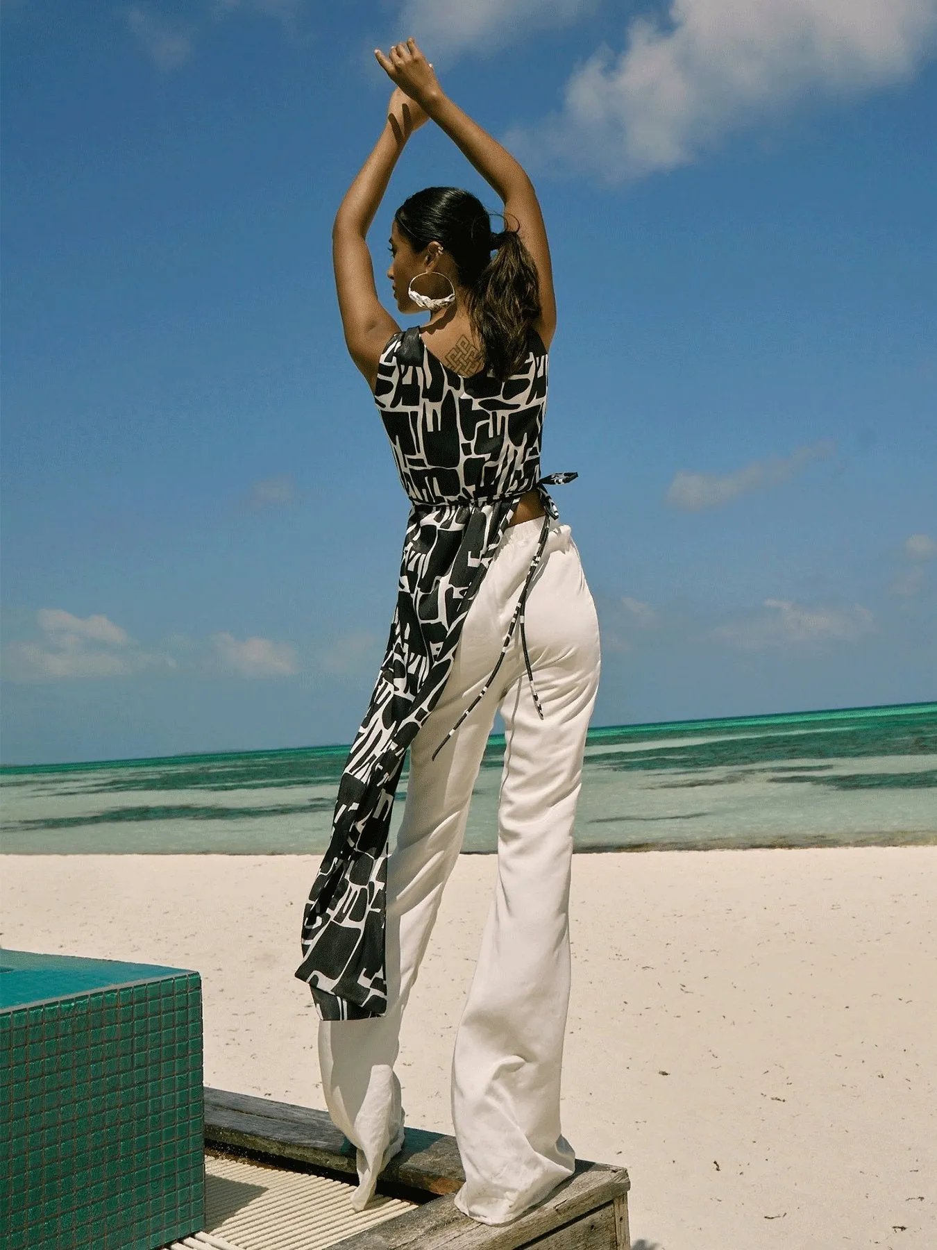 Deja Top - Isla Noir sold by Diarrablu product image thumbnail 5