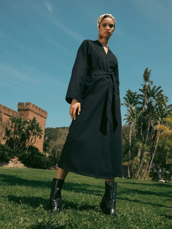 Lasai Coat - Solid Noir sold by Diarrablu