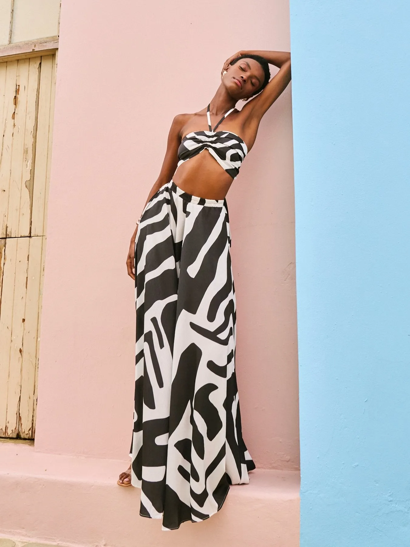 Jant Pants - Lava Noir sold by Diarrablu