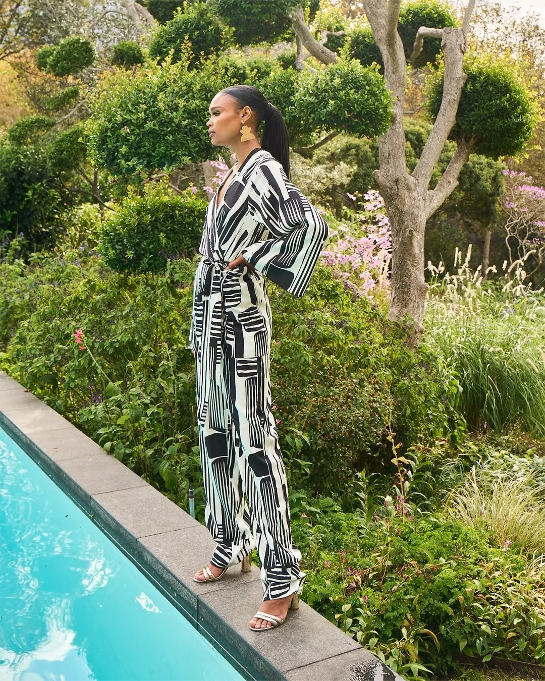 Leer Pants - Iman Noir sold by Diarrablu product image thumbnail 3