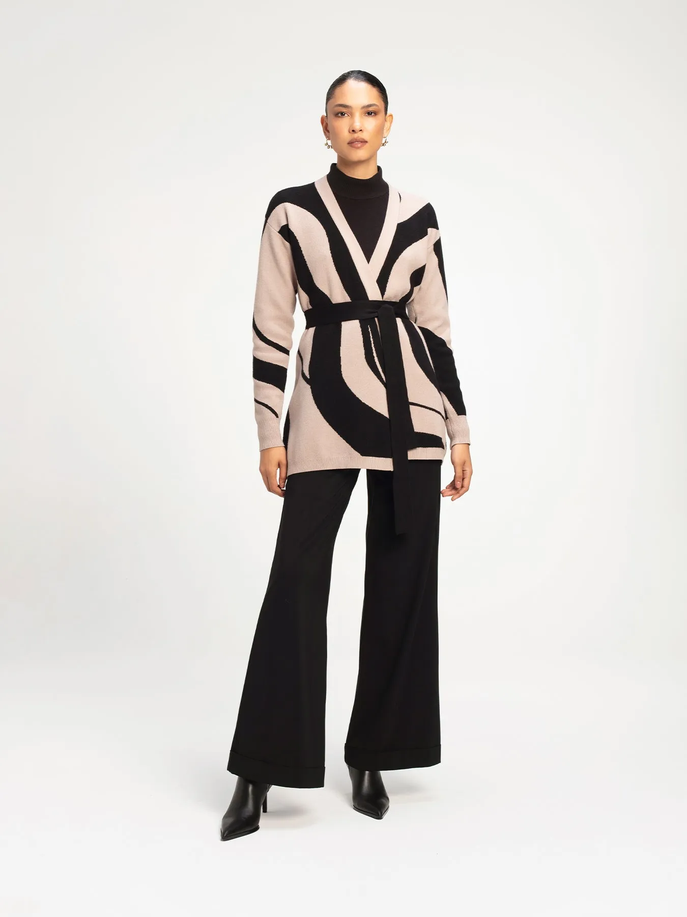 Elma Knit Cardigan - Luze Noir sold by Diarrablu