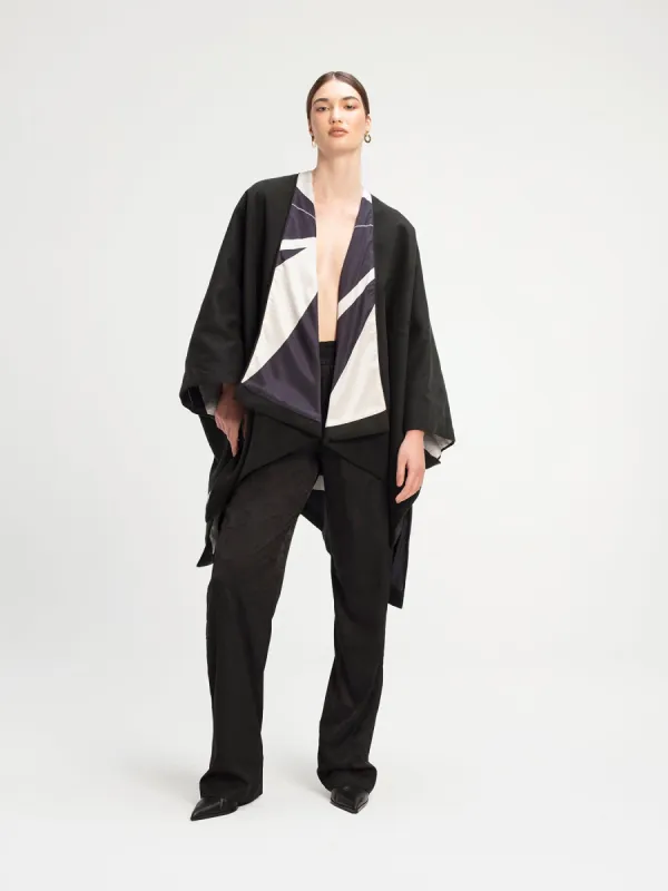 Amy Reversible Poncho - Fama Noir sold by Diarrablu