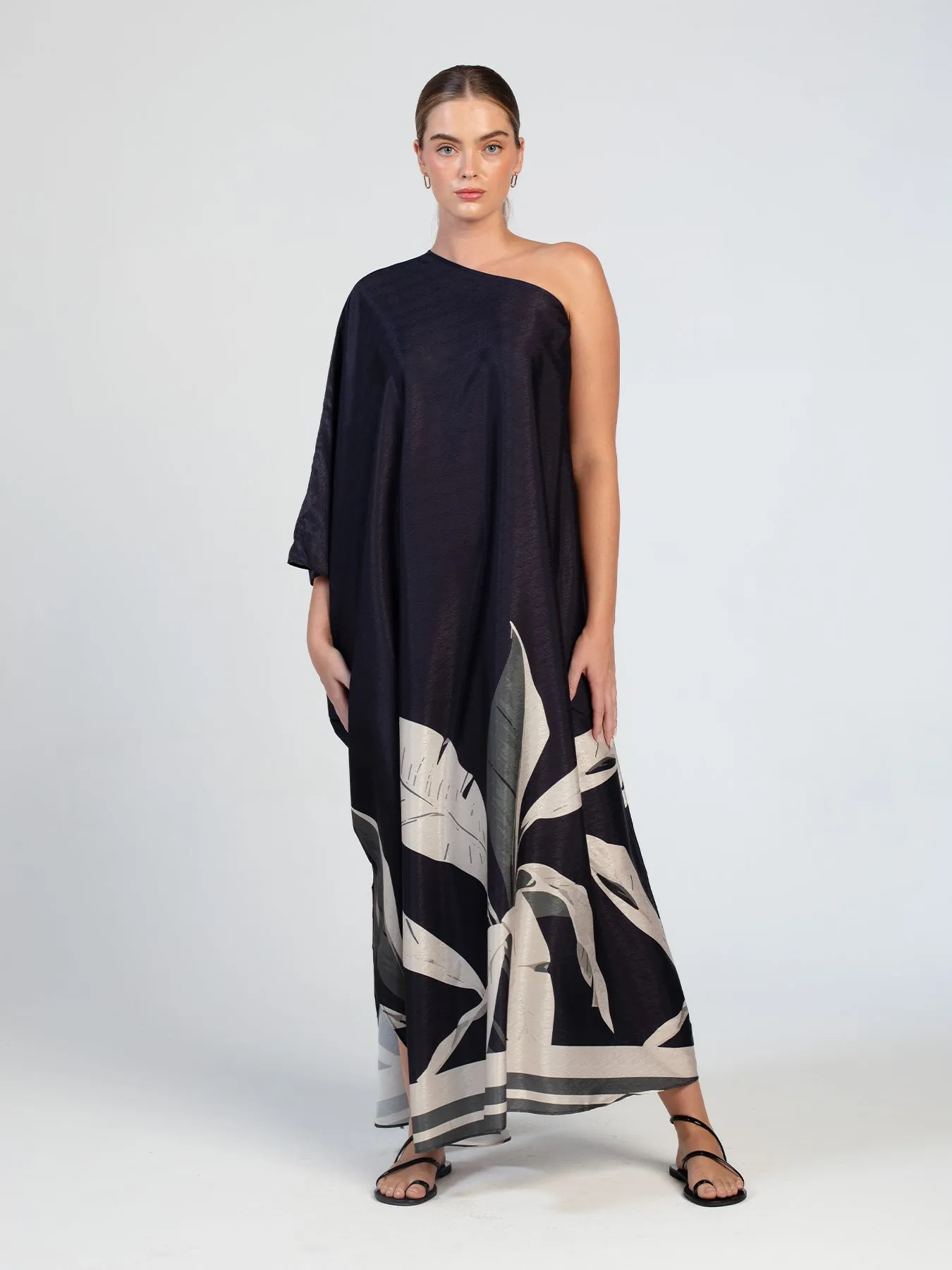 Satu Dress - Sierra Noir sold by Diarrablu product image thumbnail 3