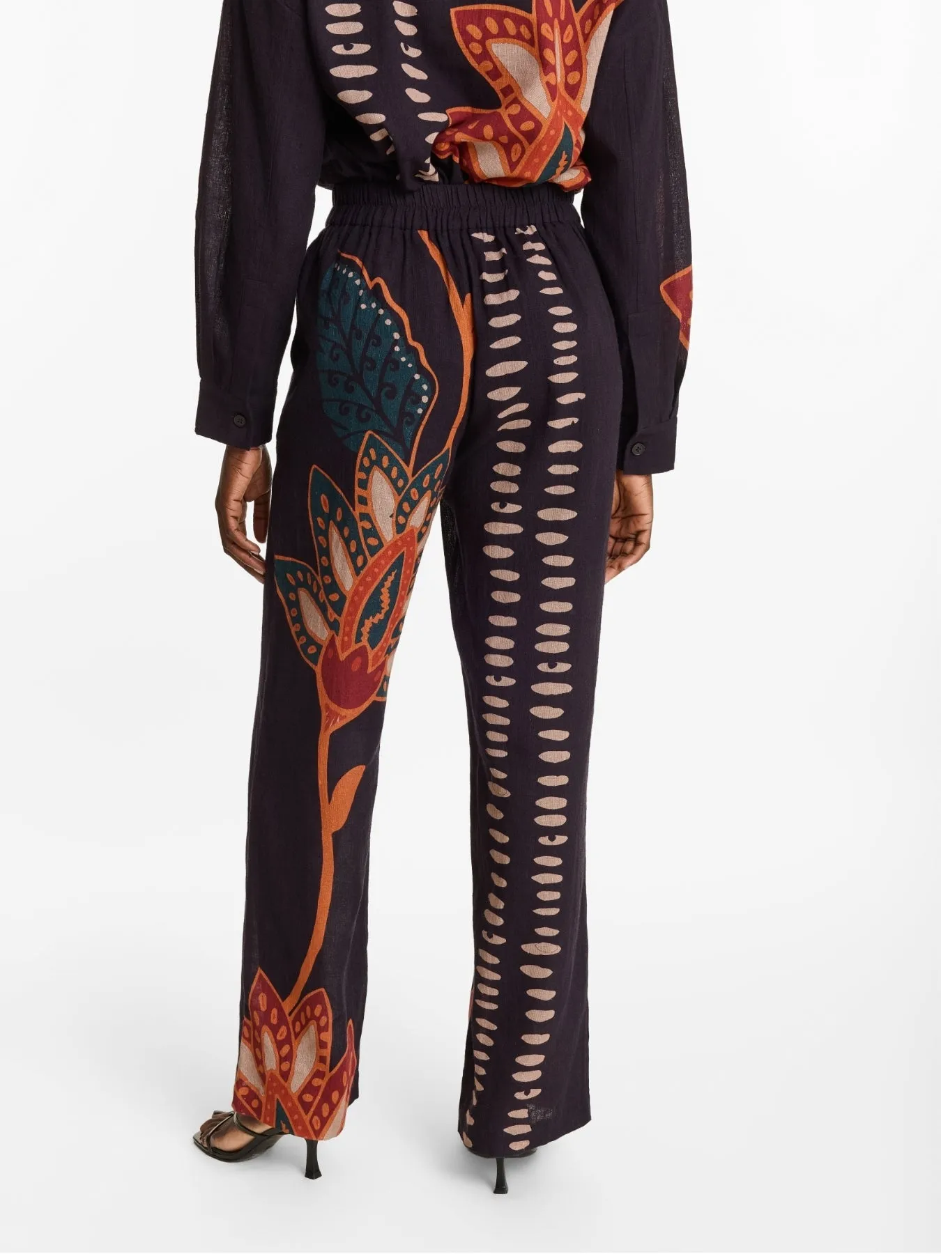 Printed Linen Tova Pants - Razu Navy sold by Diarrablu product image thumbnail 5