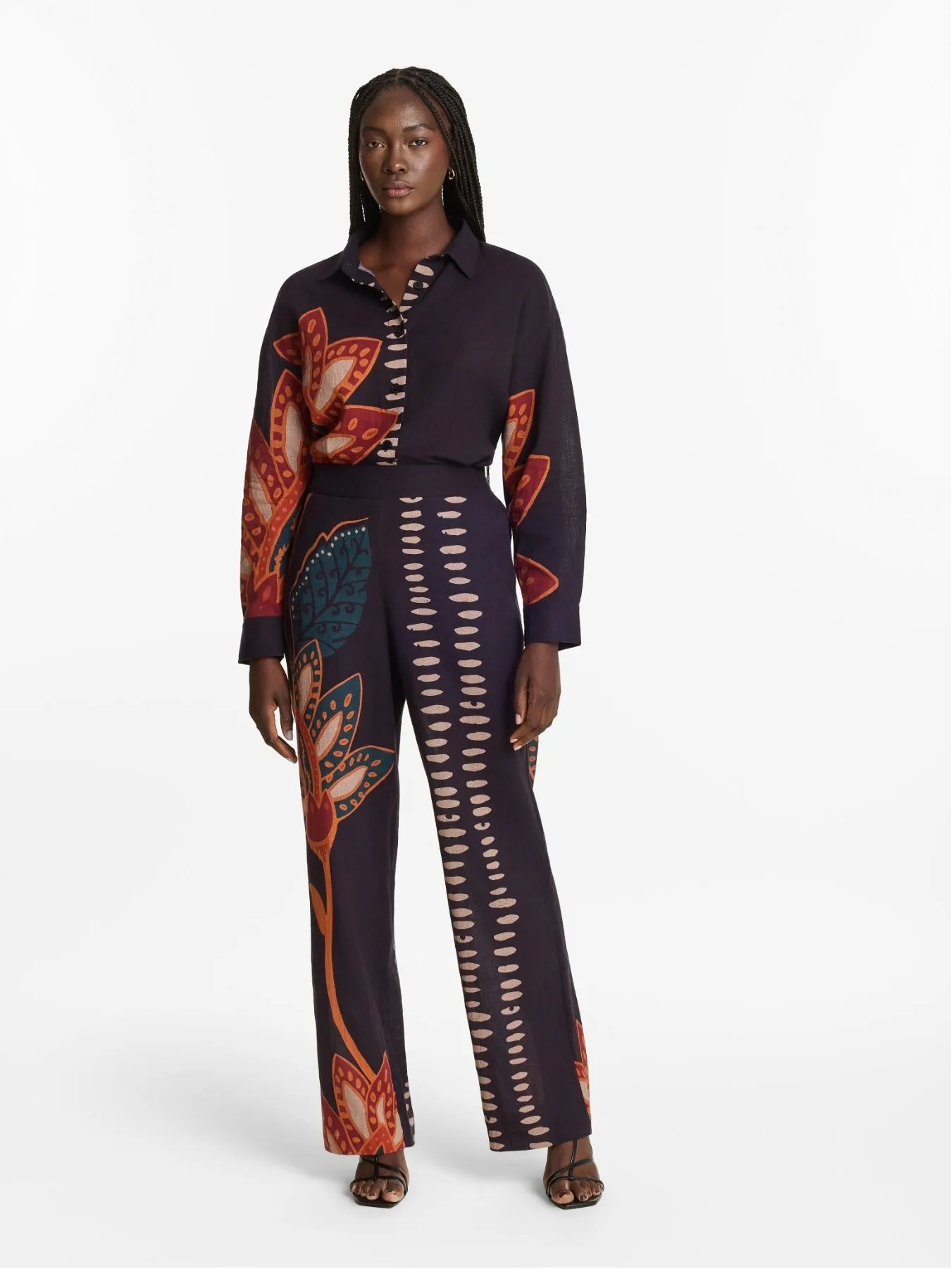 Printed Linen Tova Pants - Razu Navy sold by Diarrablu product image thumbnail 3