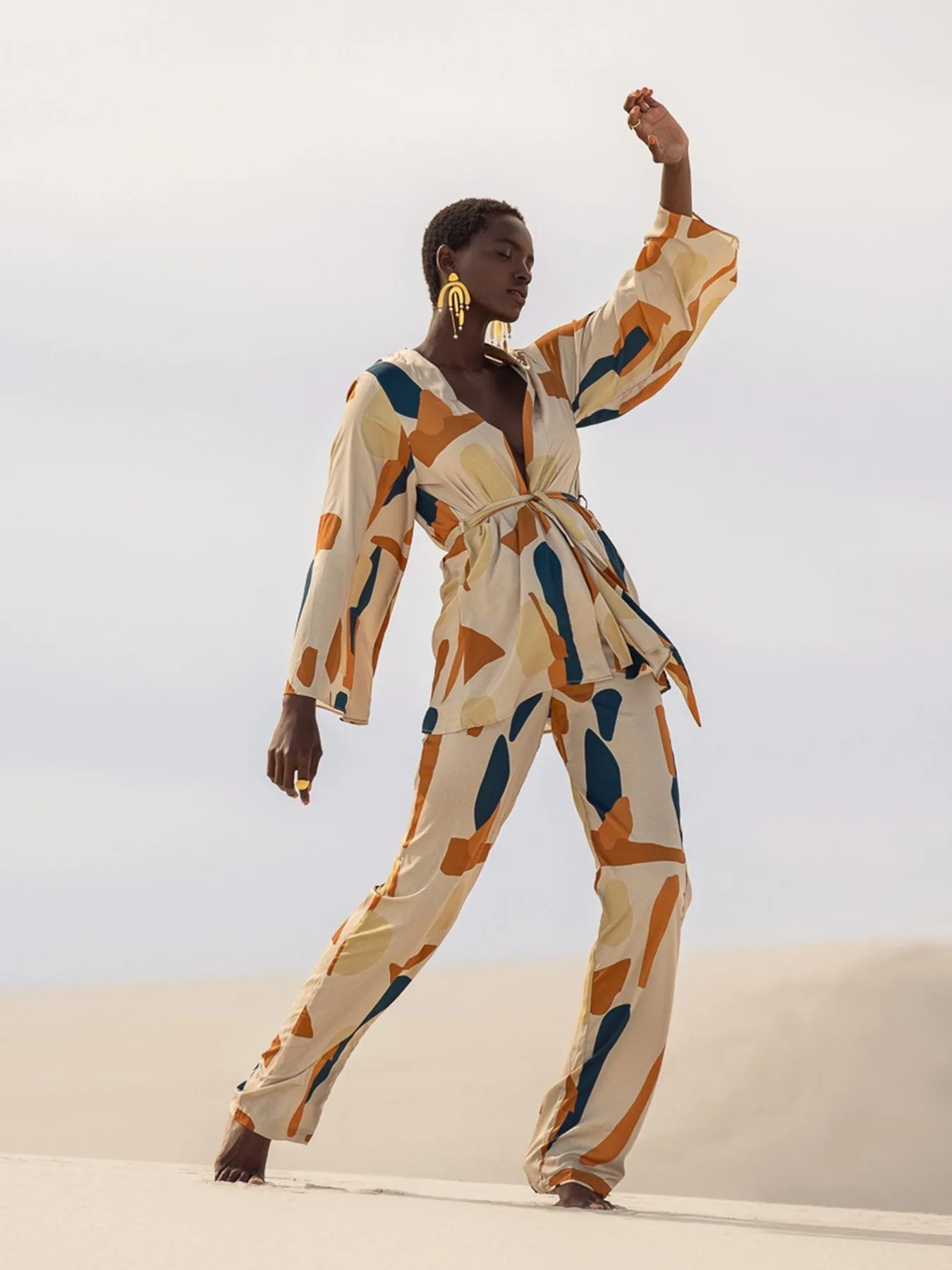 Leer Pants - Tilo Cream sold by Diarrablu product image thumbnail 2